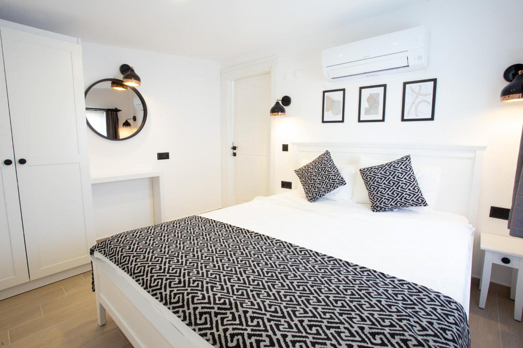 Lobelya Suites - Image 67