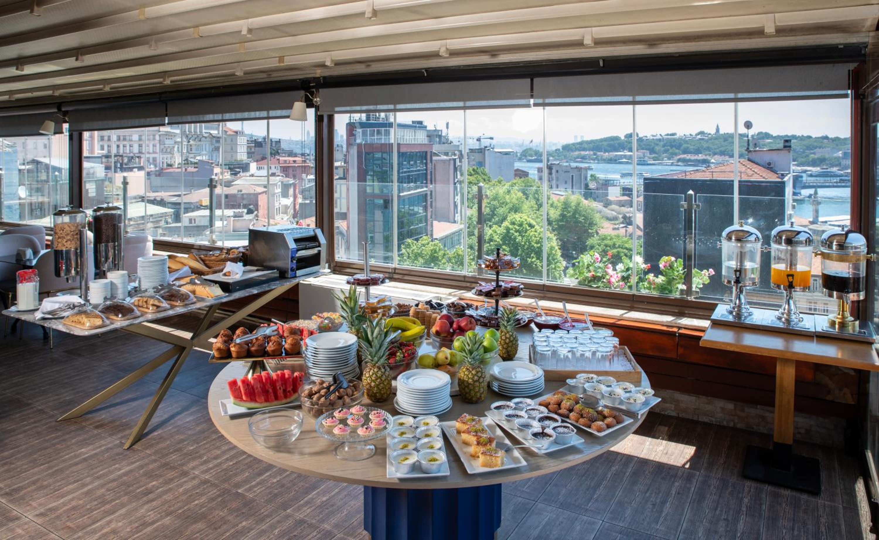 Istanbul Golden City Otel - Image 32