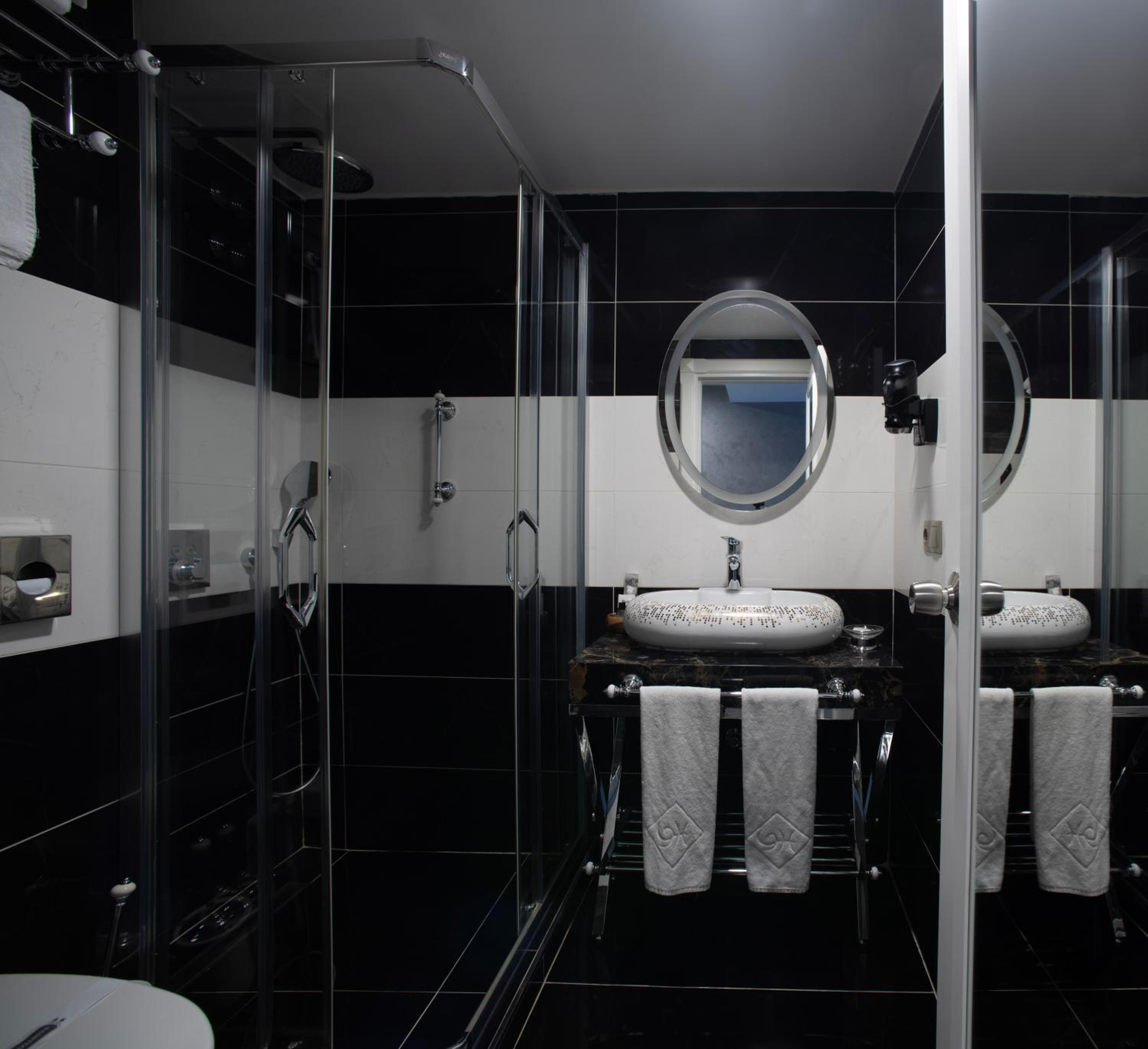 Istanbul Golden City Otel - Image 59