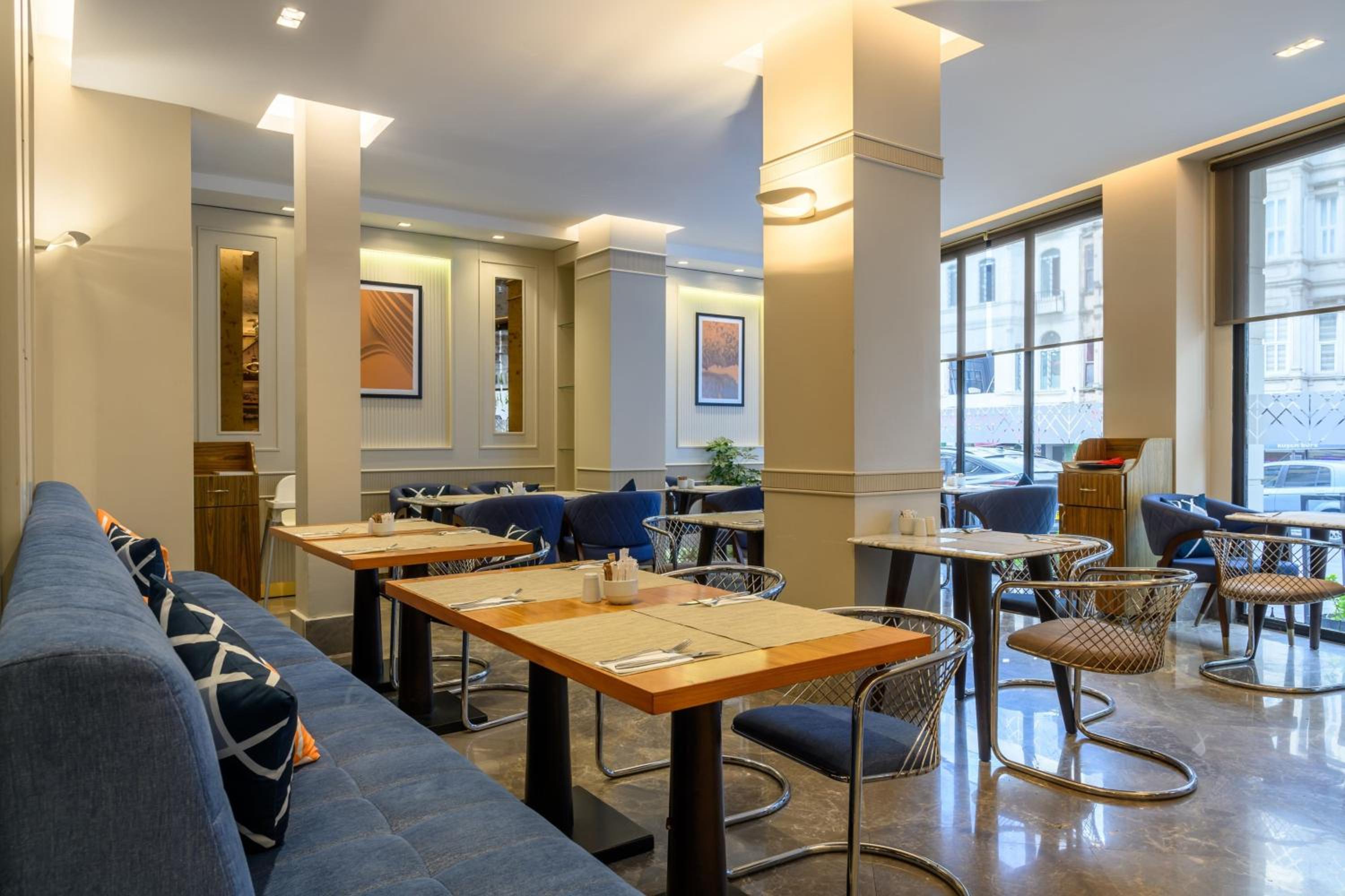 Four Points Flex by Sheraton Istanbul Taksim Square - Image 45