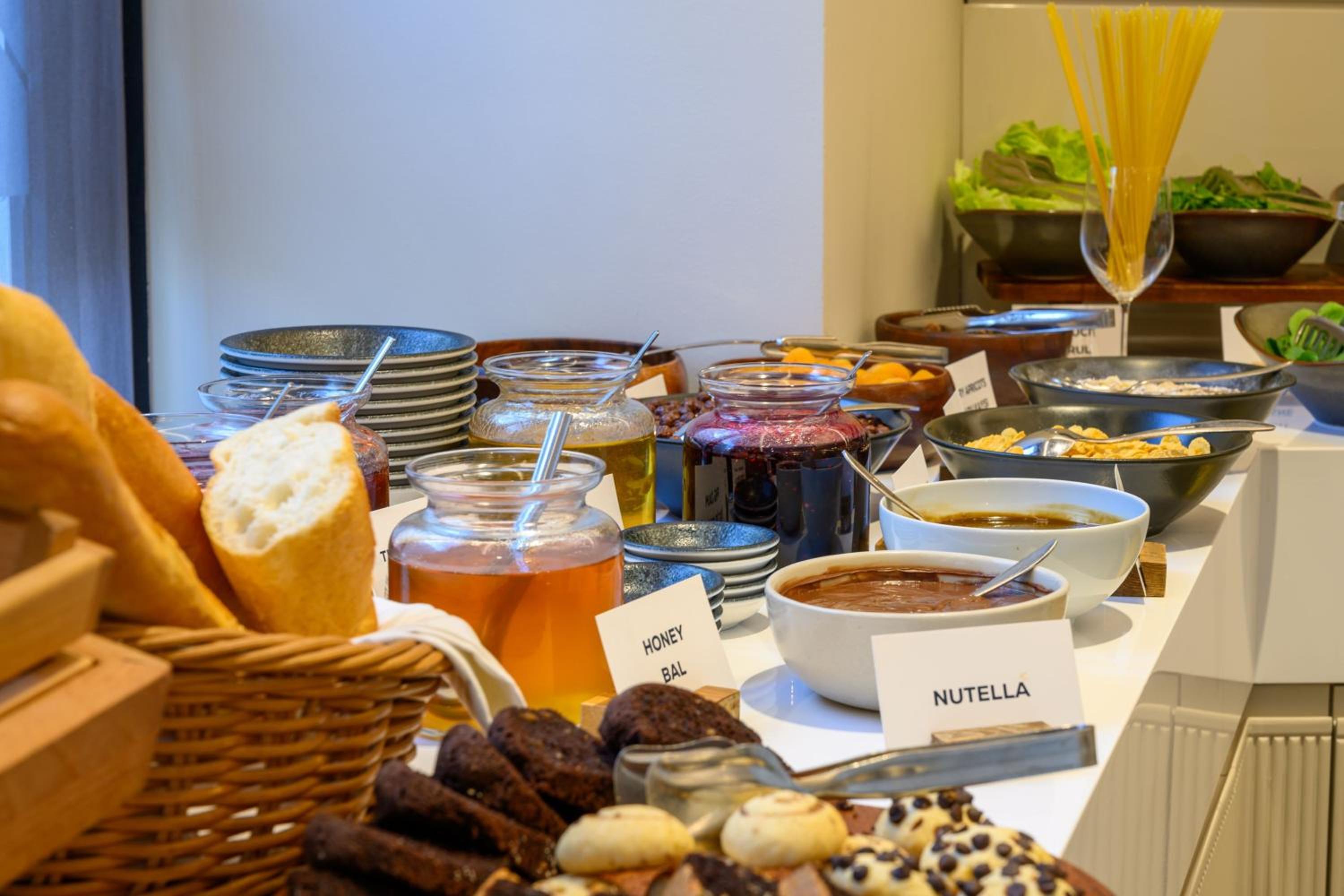 Four Points Flex by Sheraton Istanbul Taksim Square - Image 48