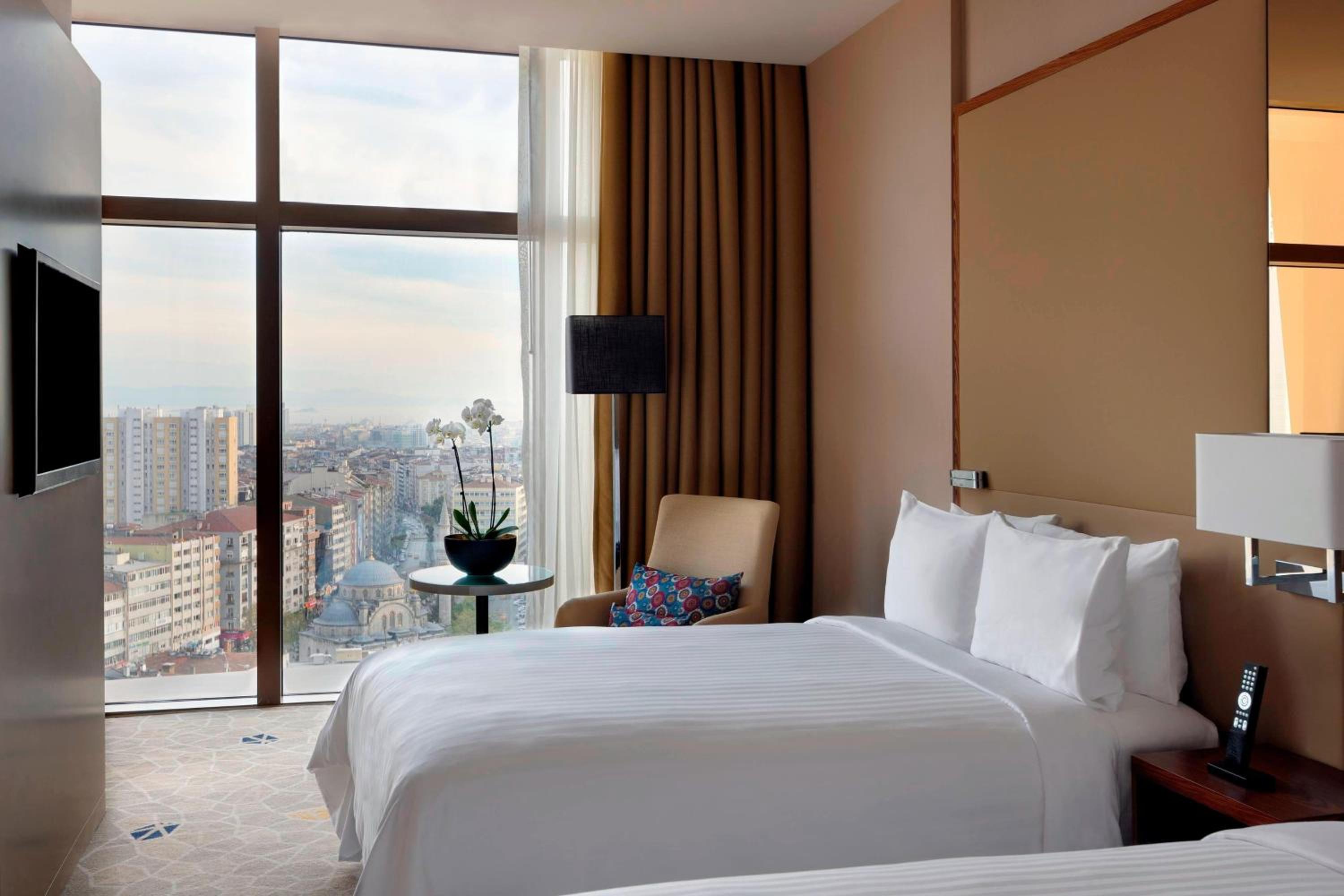 Istanbul Marriott Hotel Sisli - Image 29
