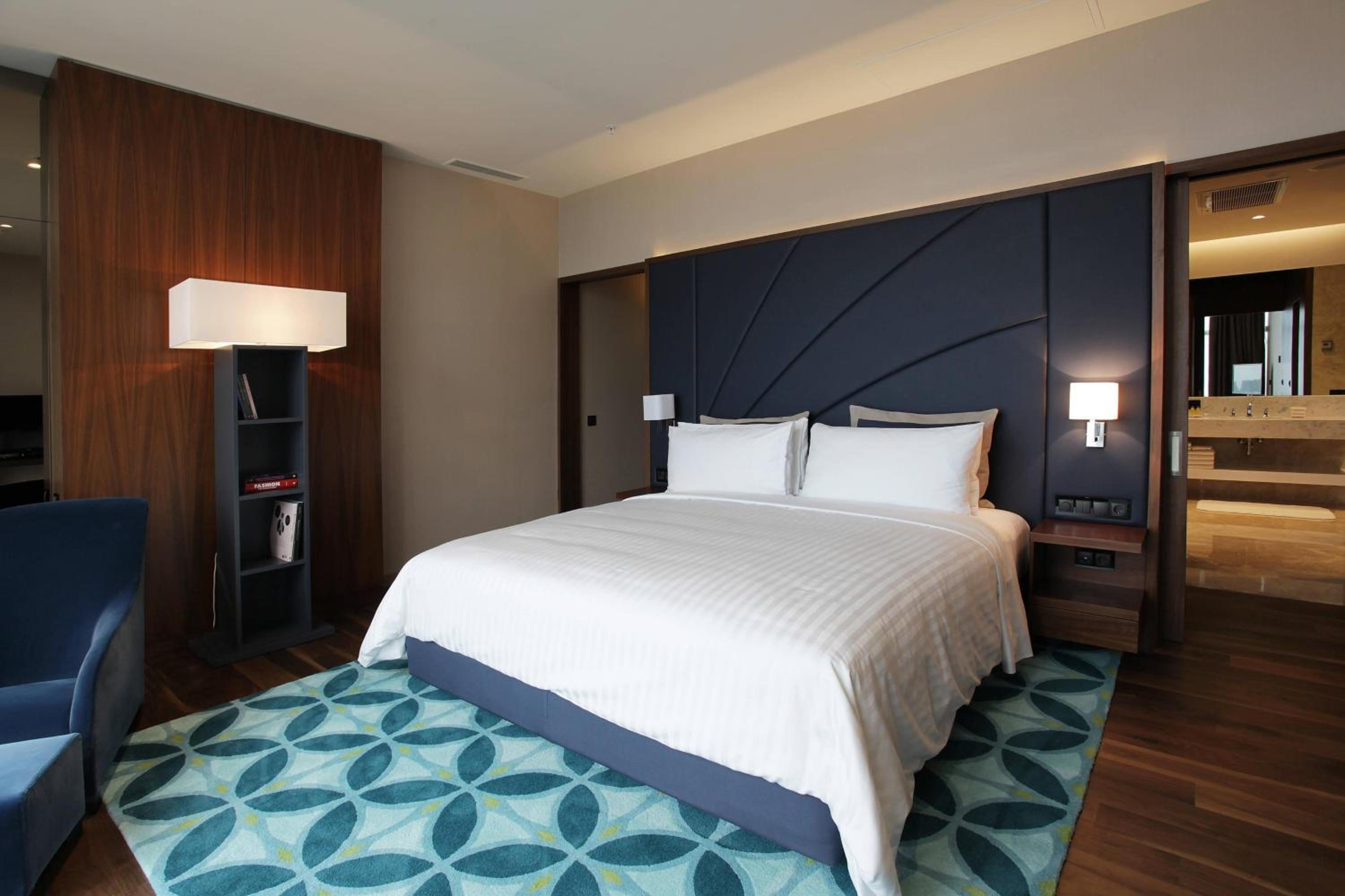 Istanbul Marriott Hotel Sisli - Image 31
