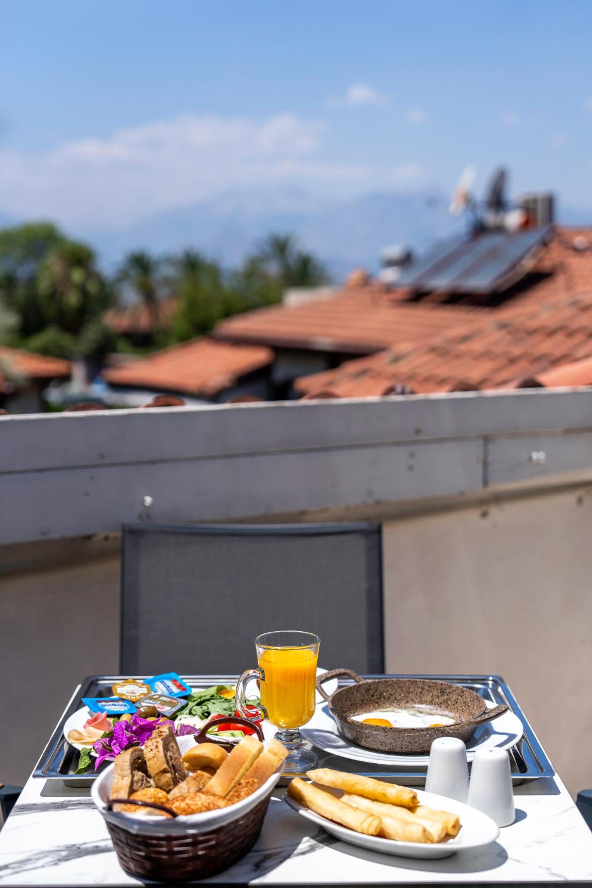 Atelya Art Hotel - Image 7