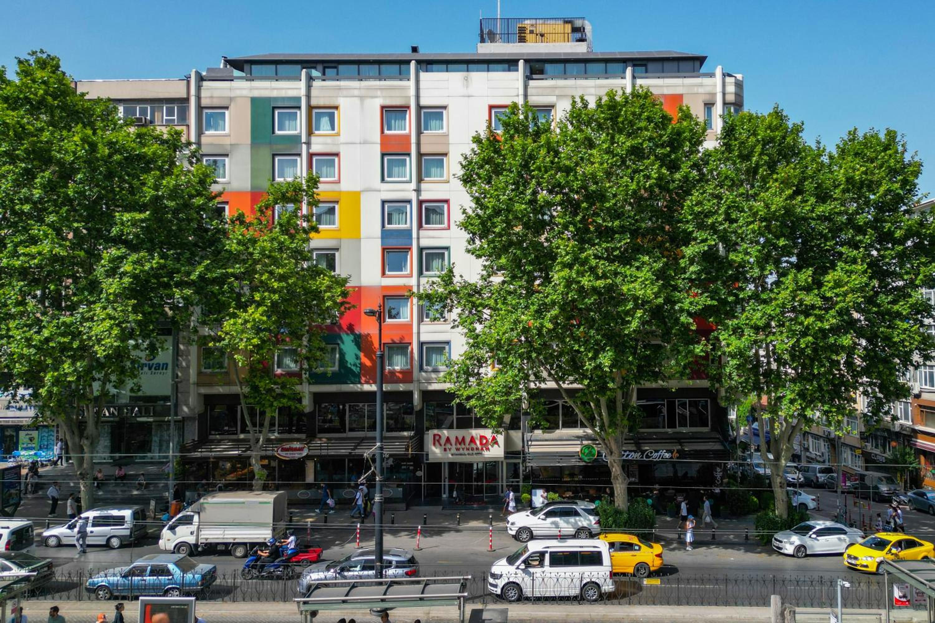 Ramada by Wyndham İstanbul Eski Şehir - Image 55