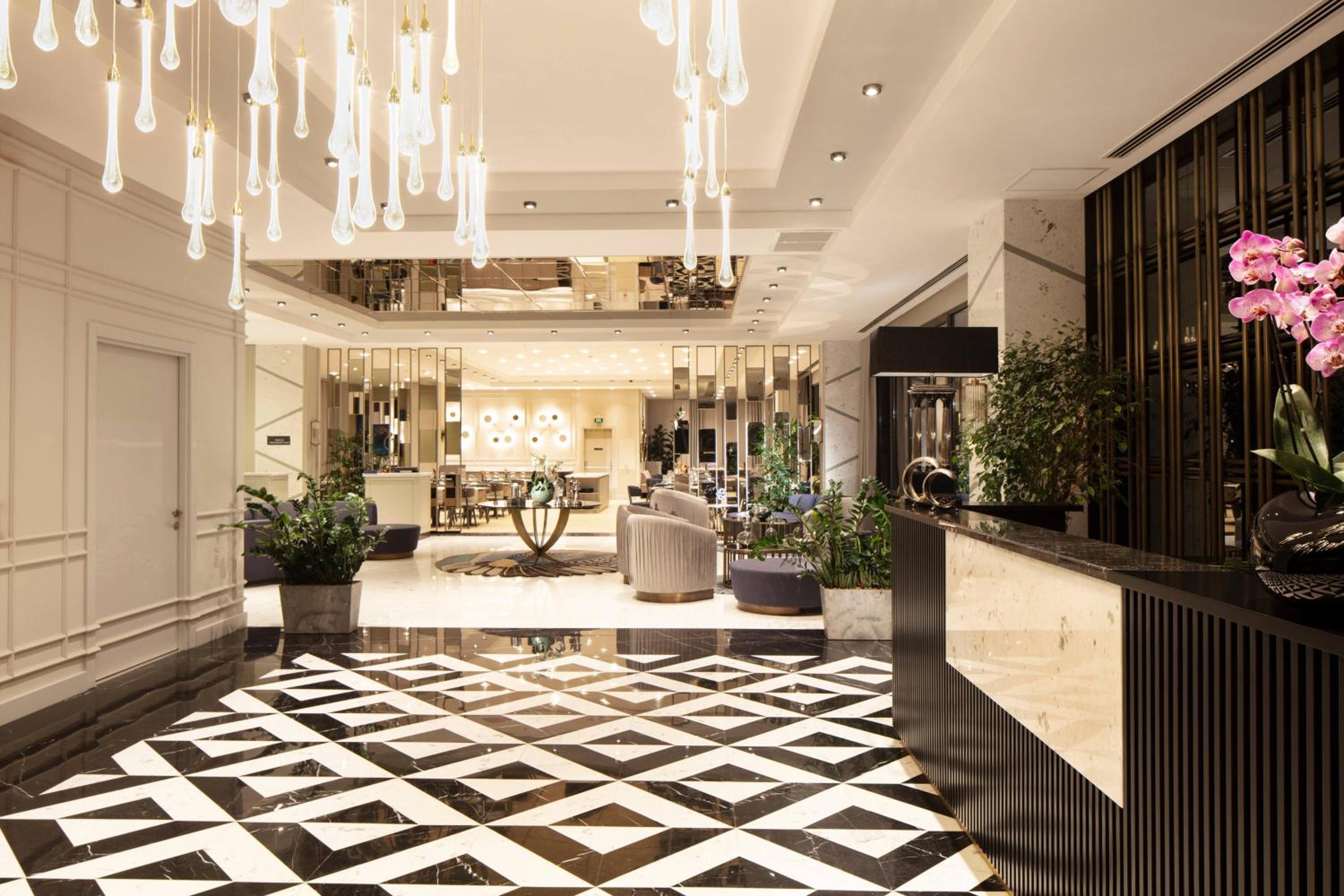 Delta Hotels by Marriott İstanbul Kağıthane - Image 32