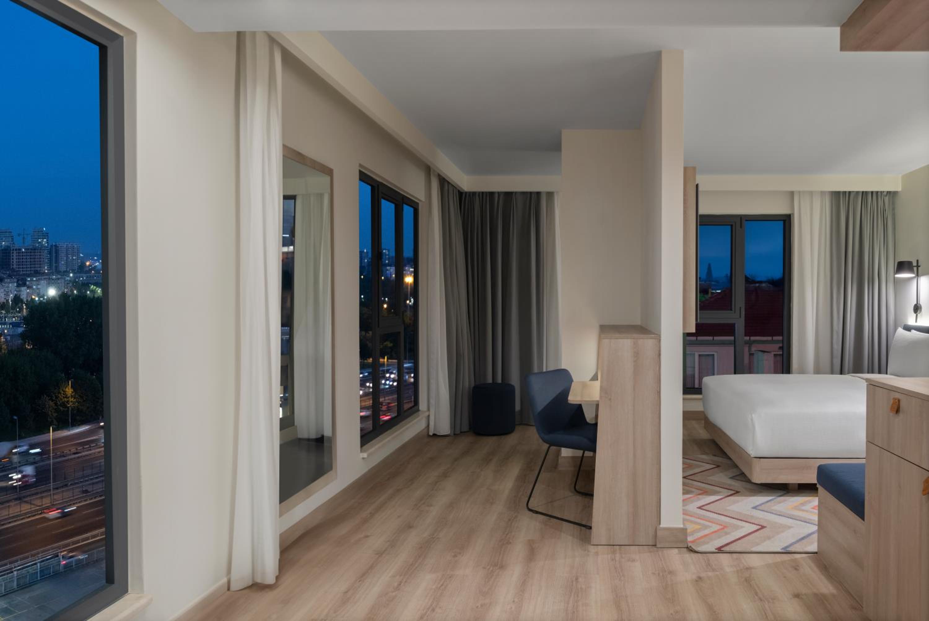 Hampton By Hilton Istanbul Merter - Image 22