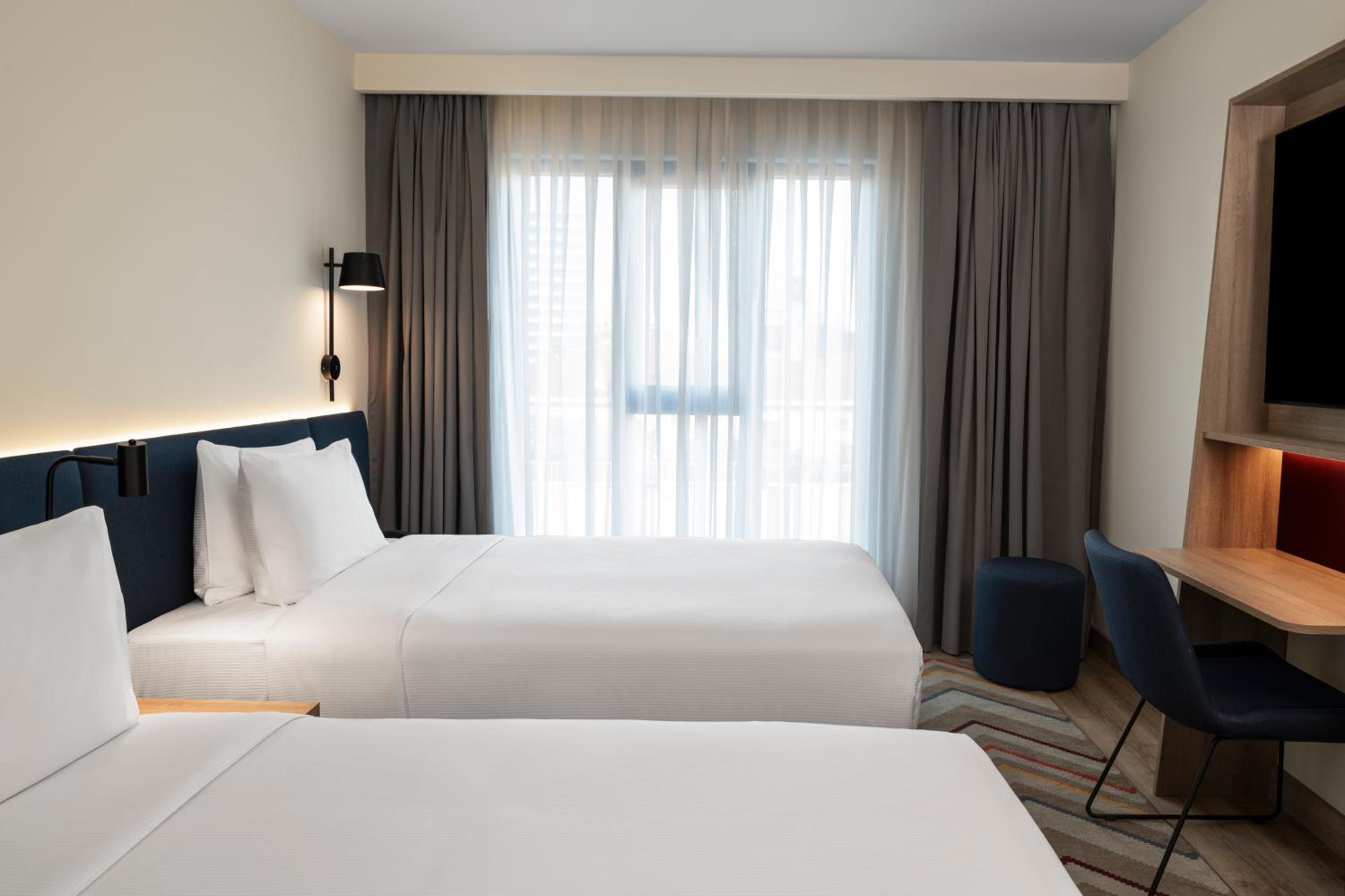 Hampton By Hilton Istanbul Merter - Image 45