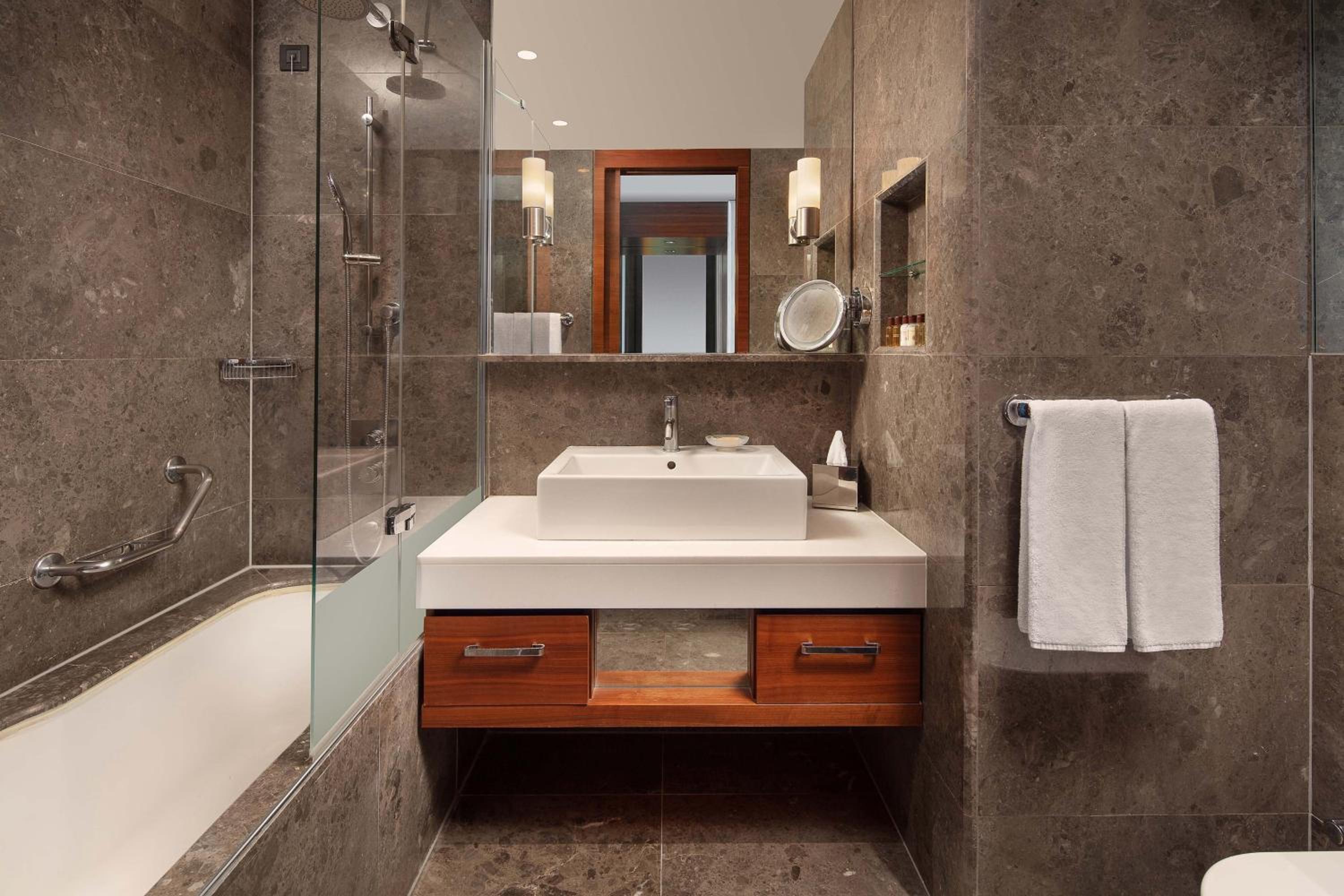 Sheraton Istanbul Atakoy Hotel - Image 120