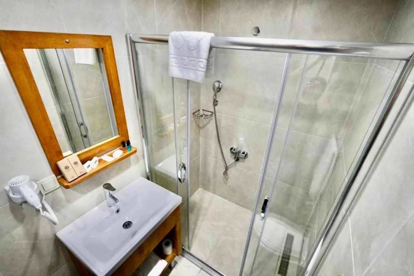 Sultan Hamit Otel - Image 19