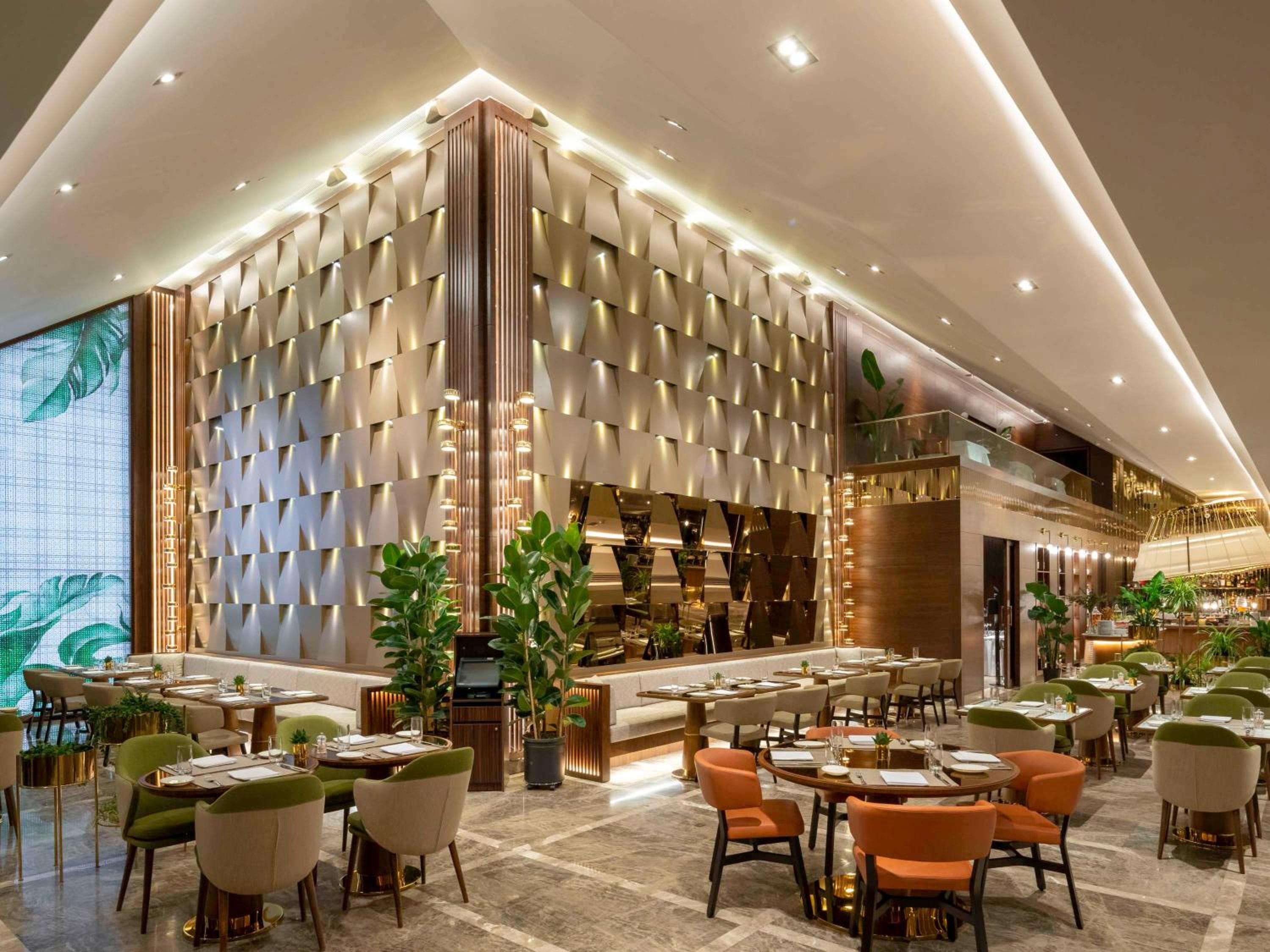 Mövenpick Hotel Istanbul Bosphorus - Image 5