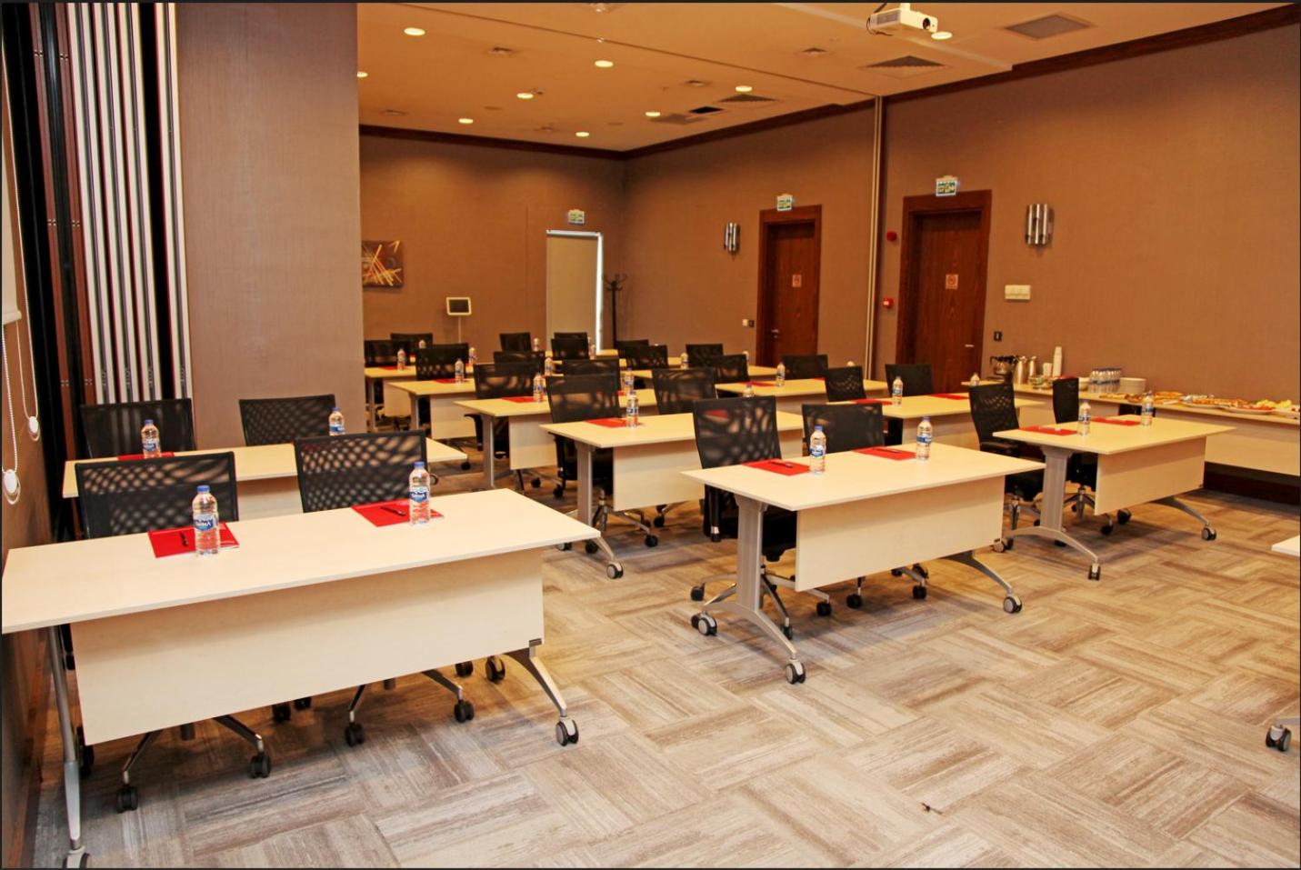 Ramada by Wyndham İstanbul Alibeykoy - Image 63