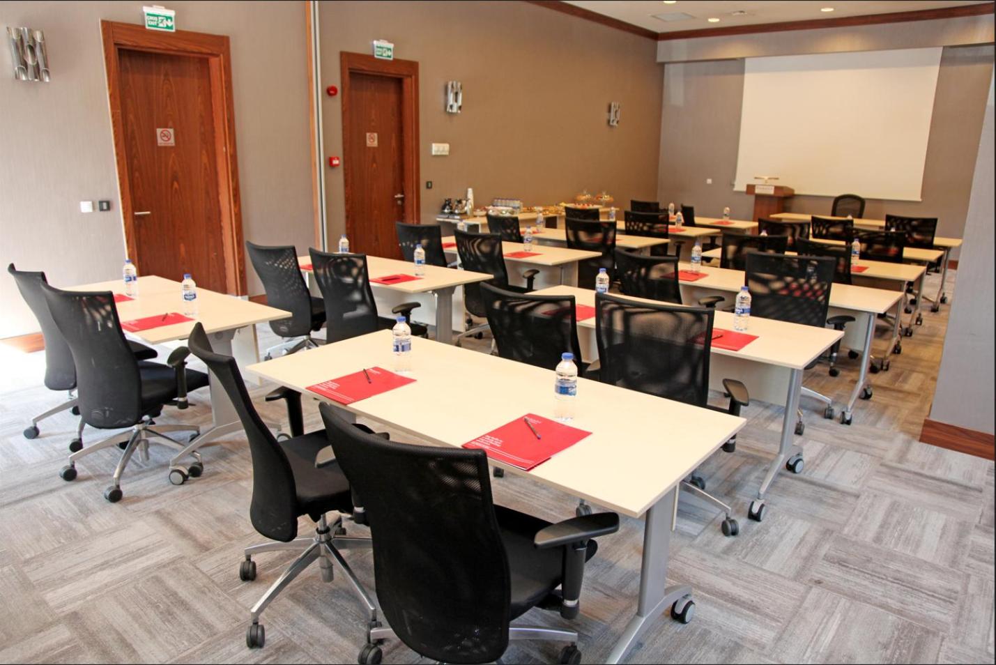 Ramada by Wyndham İstanbul Alibeykoy - Image 62