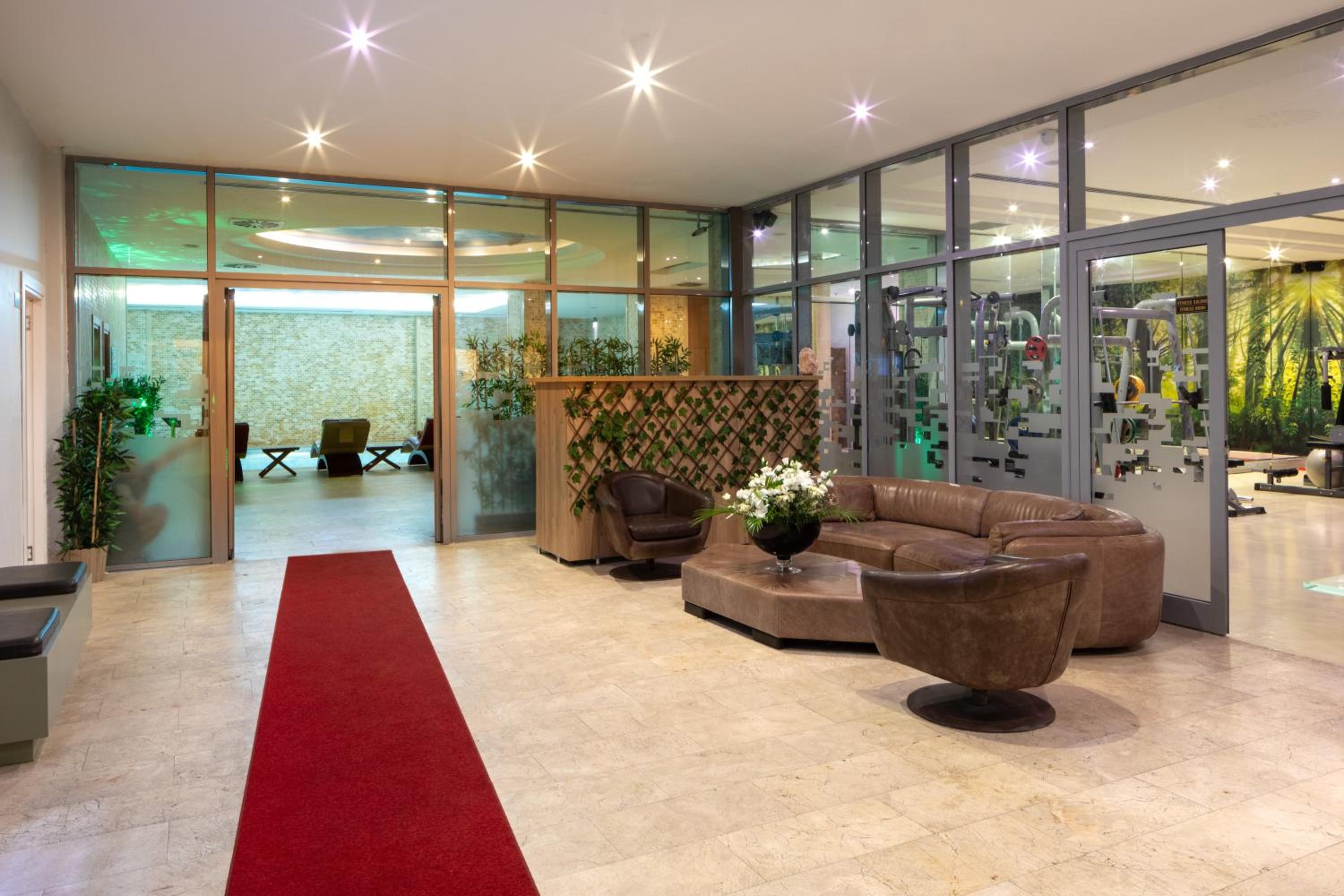Ramada Plaza by Wyndham İstanbul Ataköy - Image 26