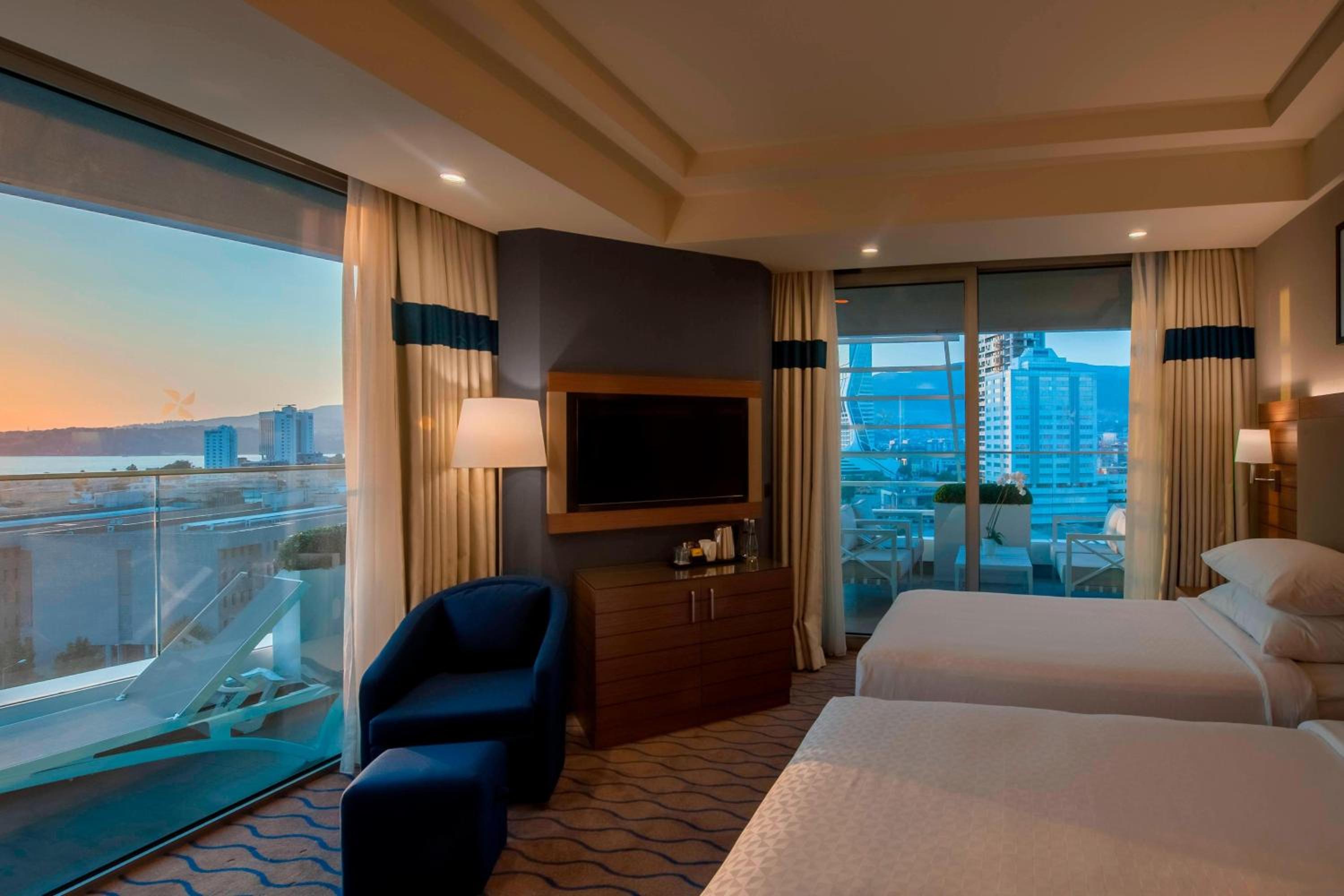 Four Points by Sheraton Izmir - Image 100