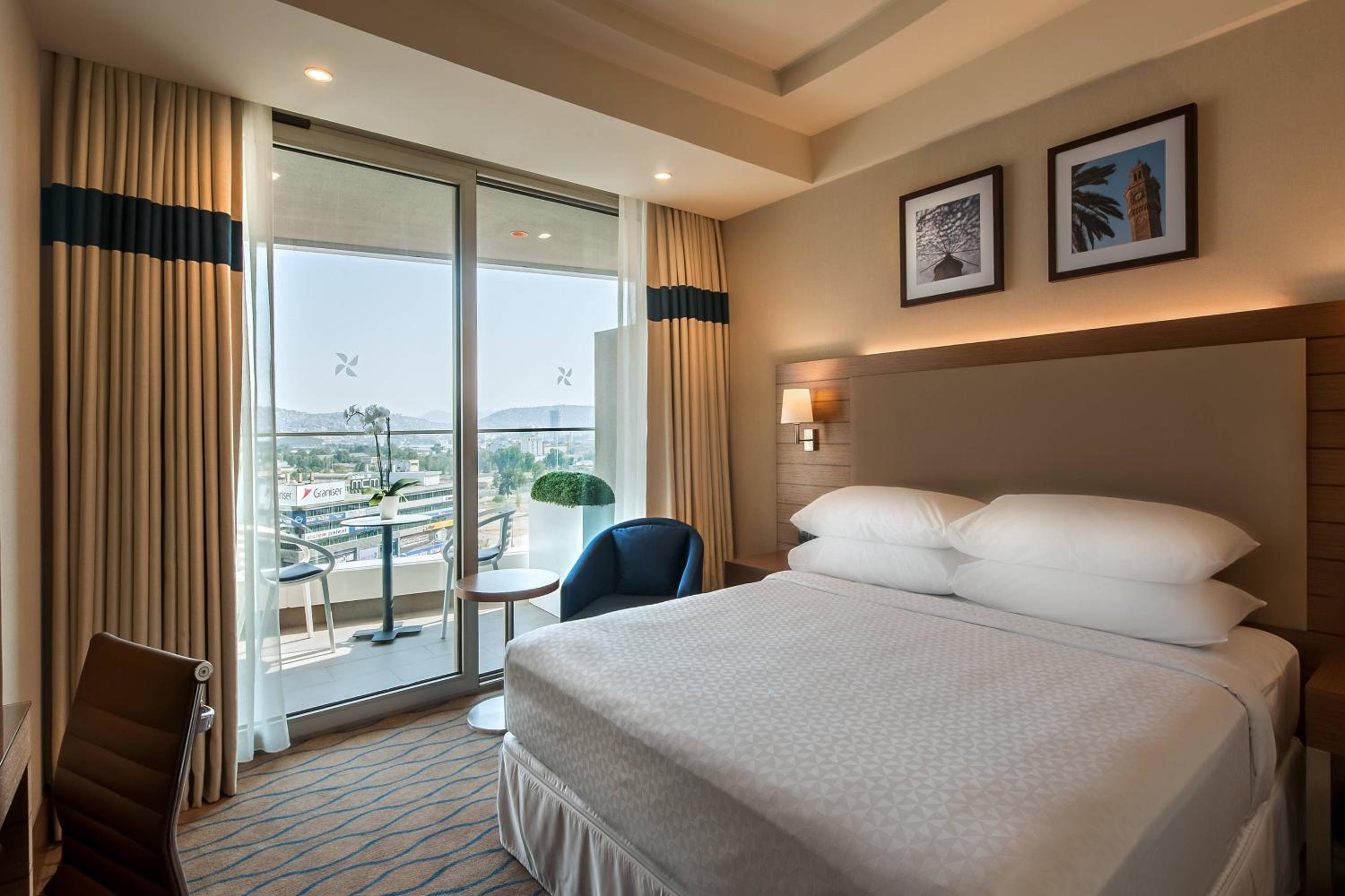 Four Points by Sheraton Izmir - Image 14