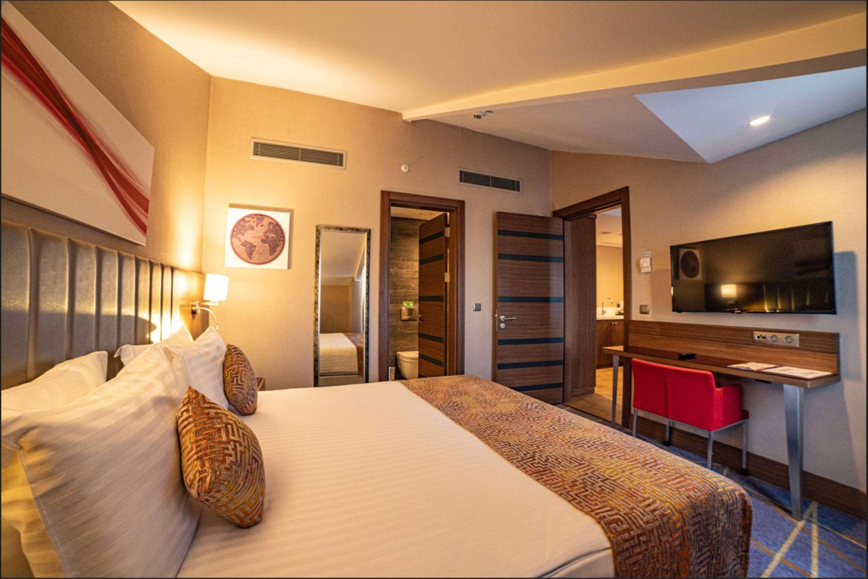 Ramada by Wyndham İstanbul Alibeykoy - Image 19