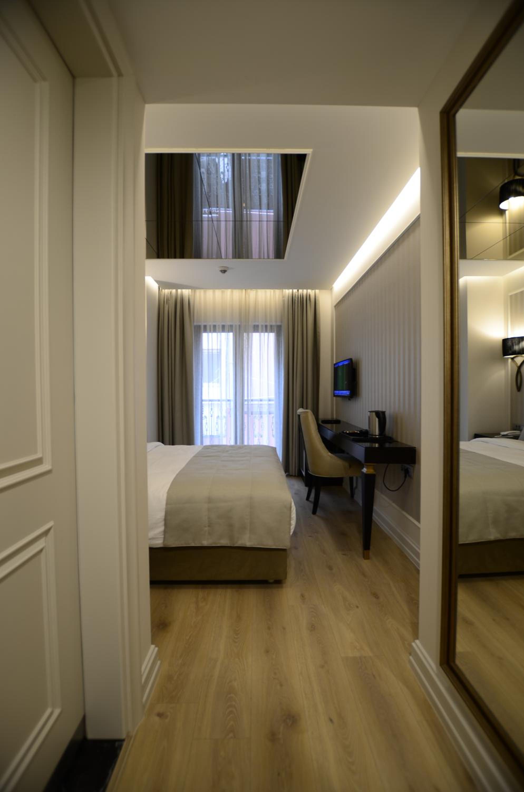 Le Petit Palace Hotel - Special Category - Image 55