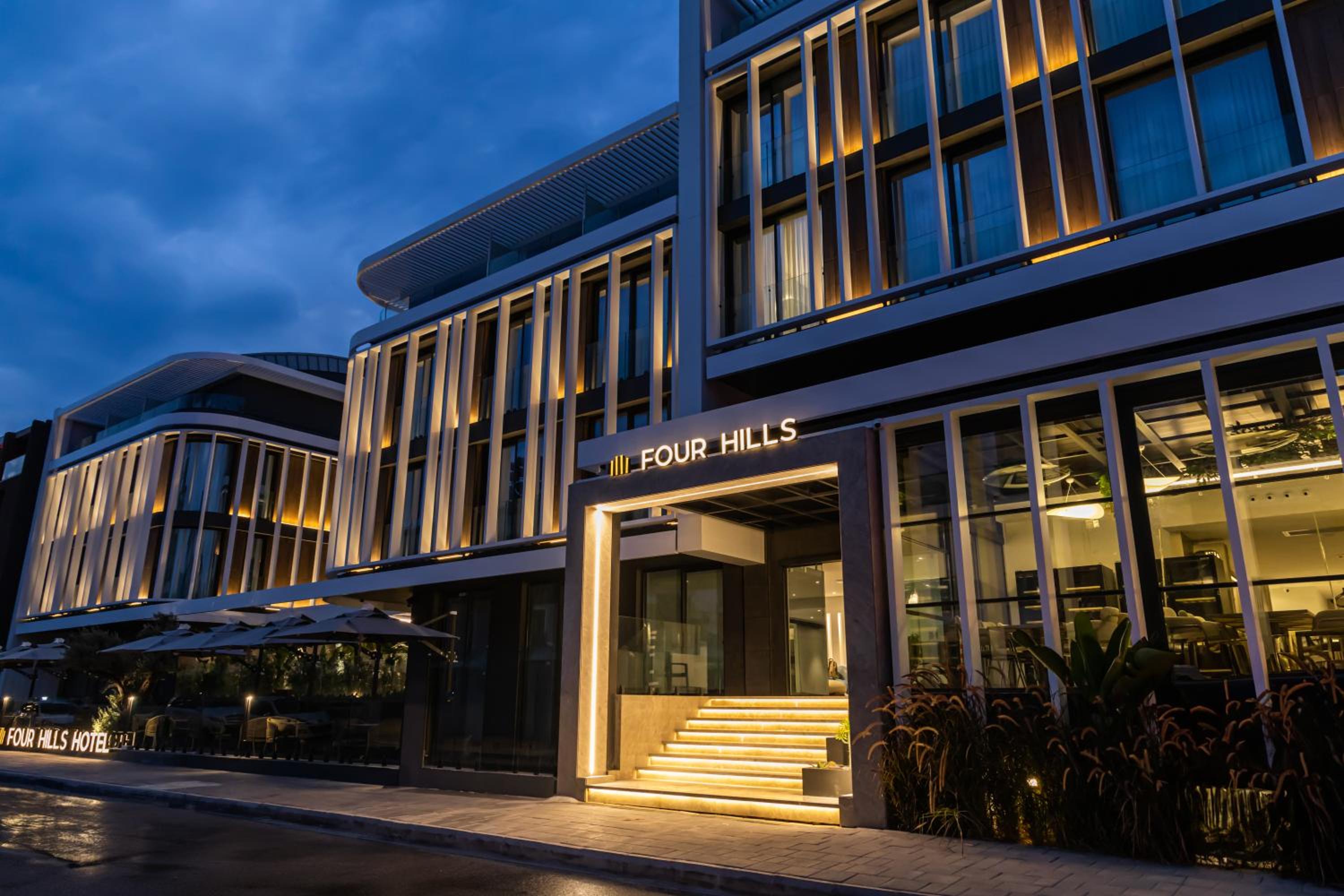 FOUR HILLS HOTEL - Image 25