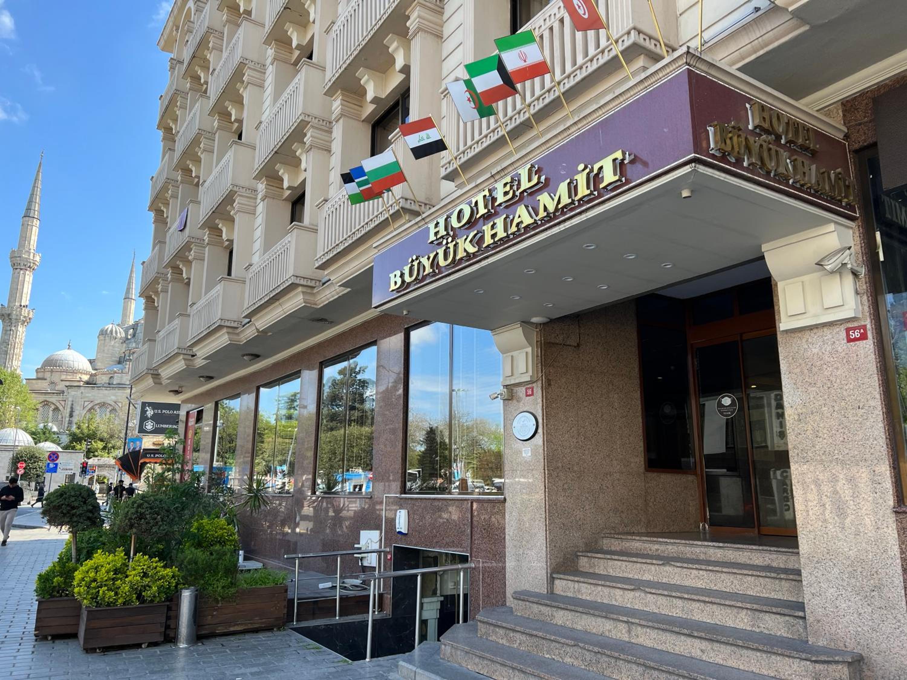 Hotel Buyuk Hamit becomes Buyuk Hamit Otel. - Image 36