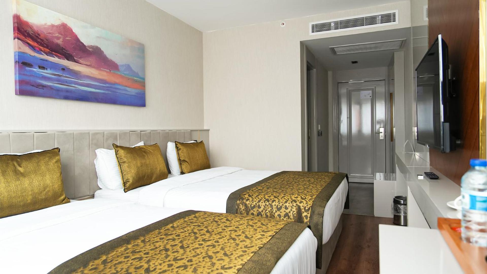Sky Hill Hotel - Image 109