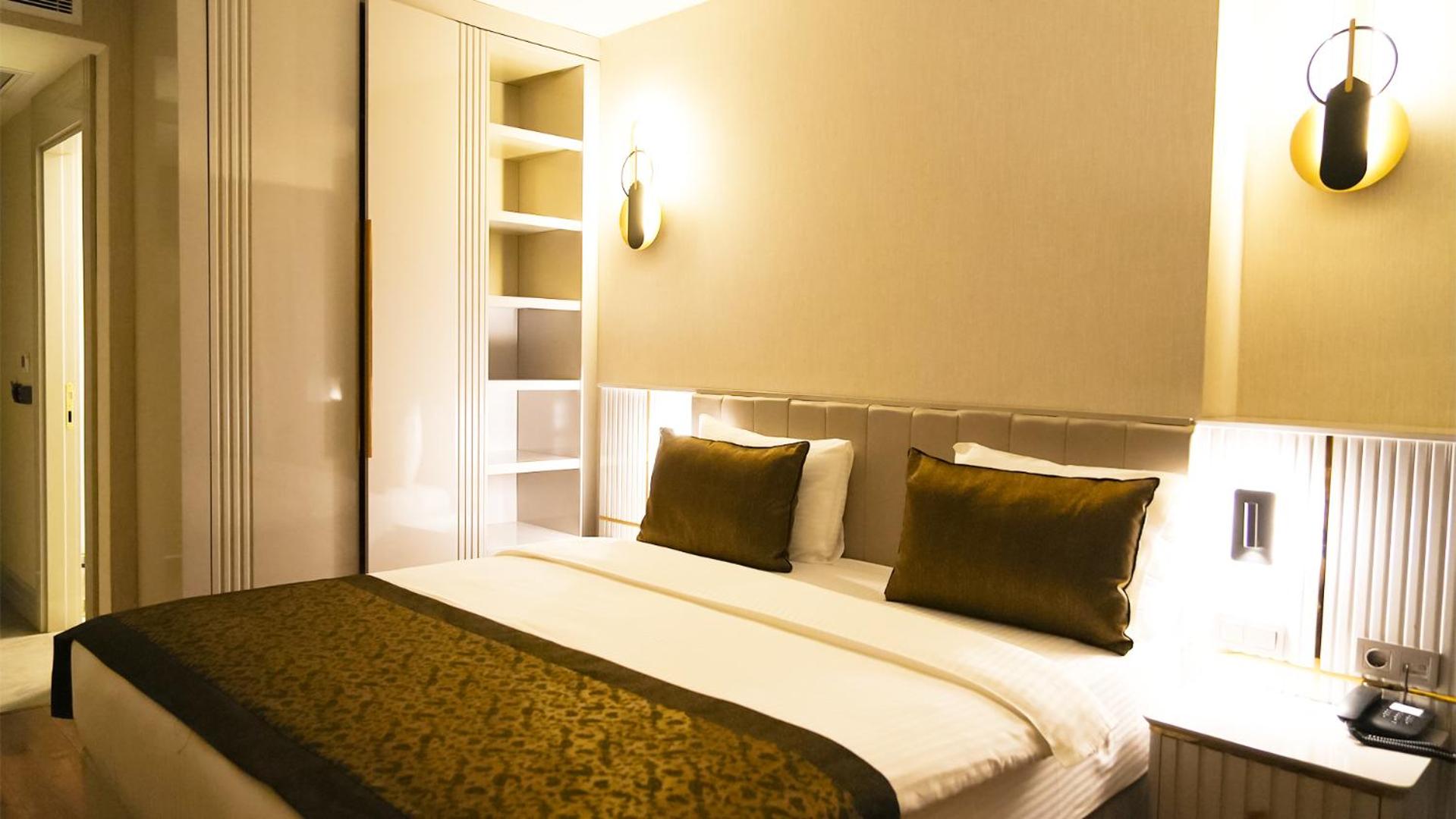 Sky Hill Hotel - Image 48