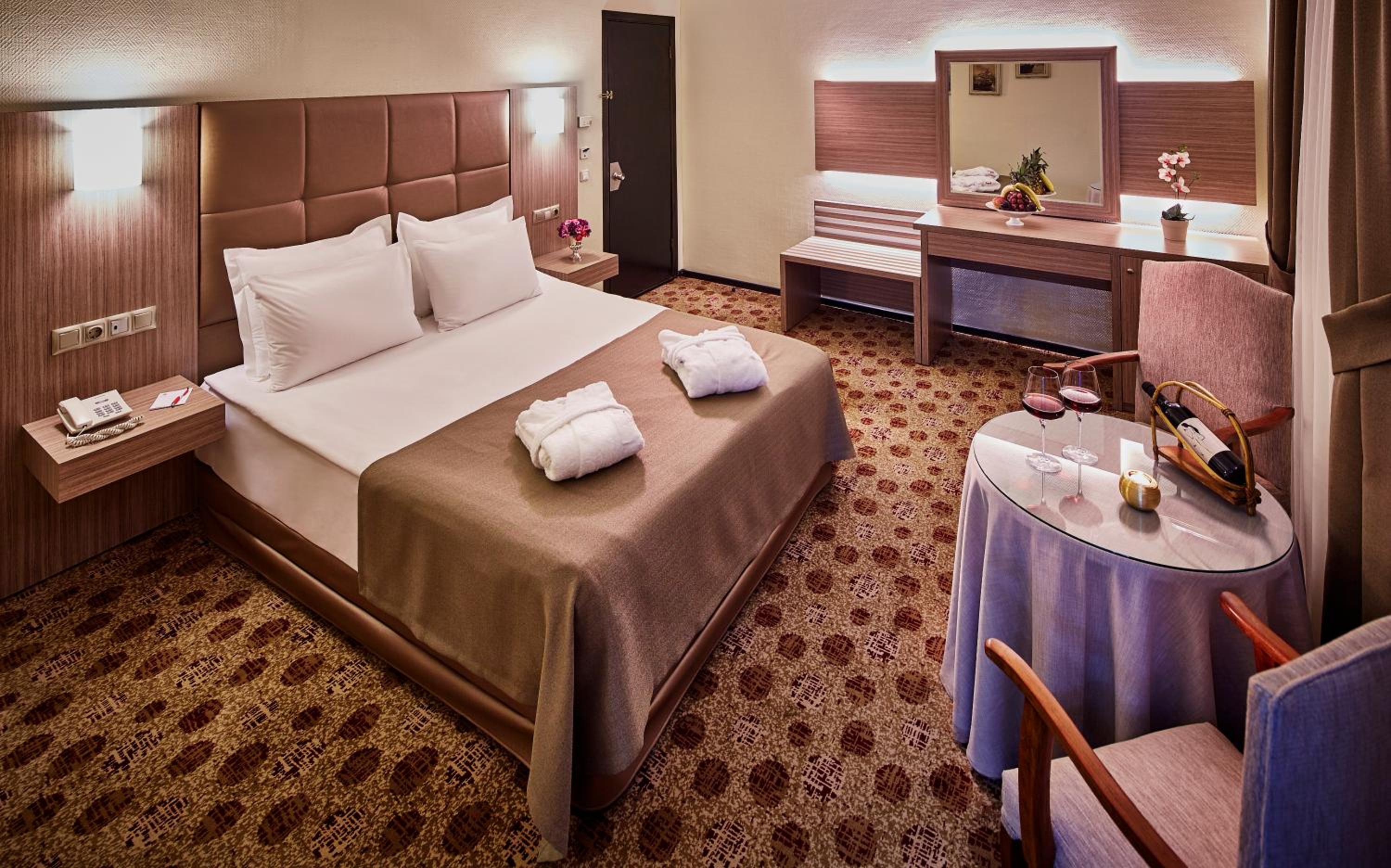 Güneş Hotel Merter - Image 6