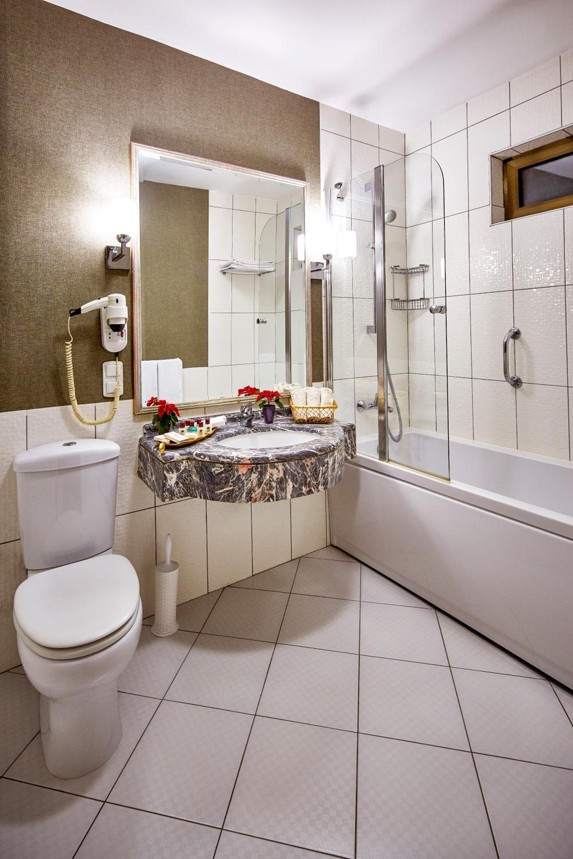 Güneş Hotel Merter - Image 27