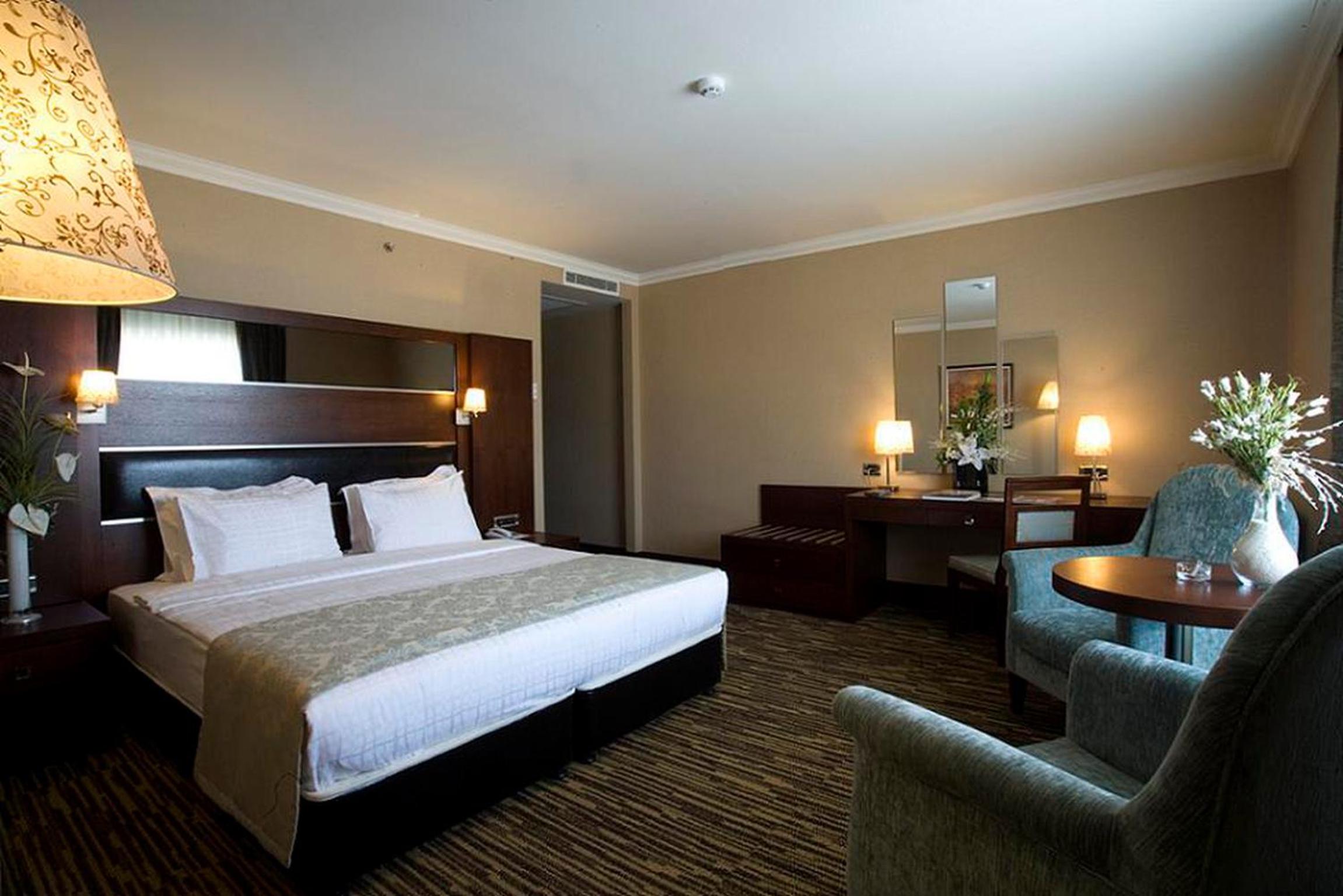 Dream Hill Business Deluxe Hotel Asia - Image 19