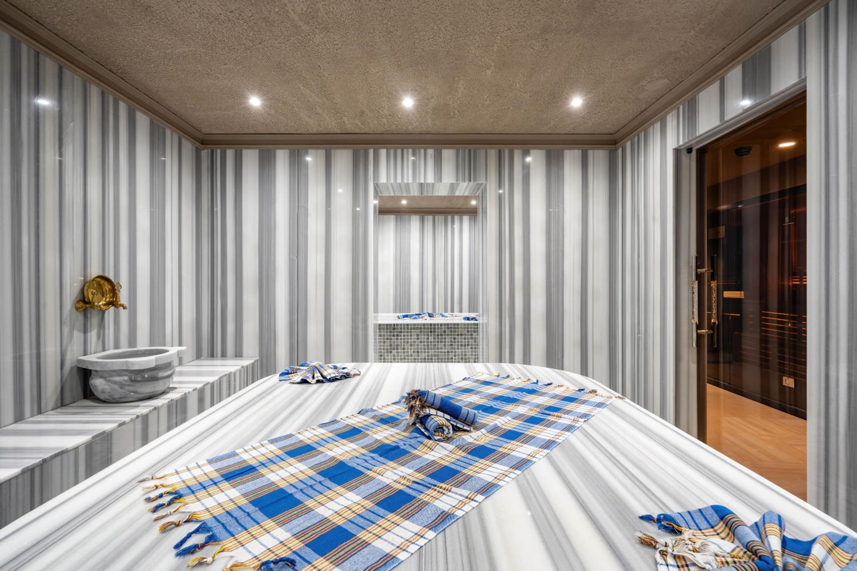 Awen Lara Hotel - Image 51