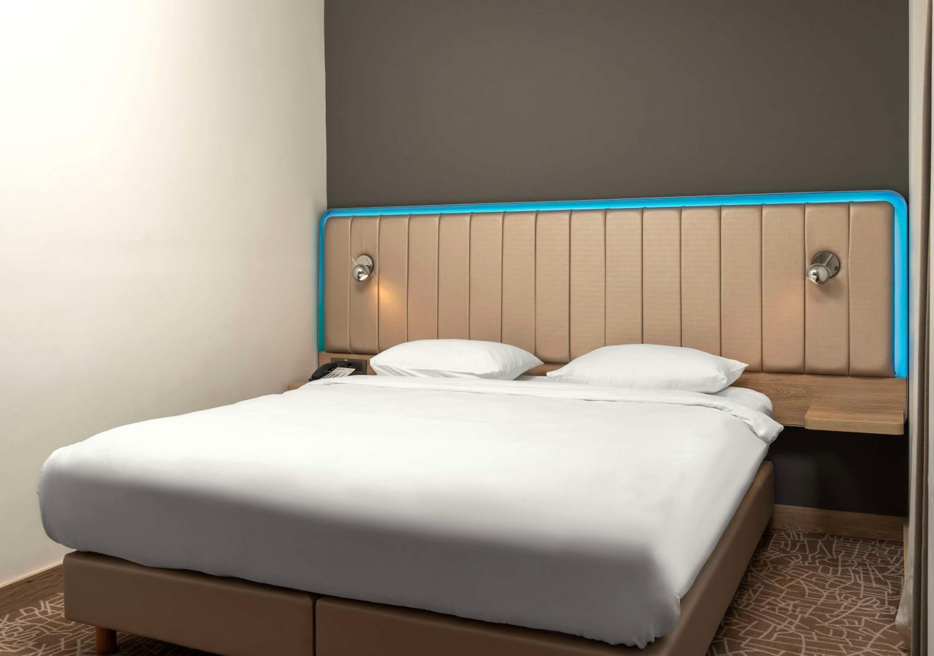 Park Inn by Radisson İstanbul Havalimanı Odayeri - Image 36