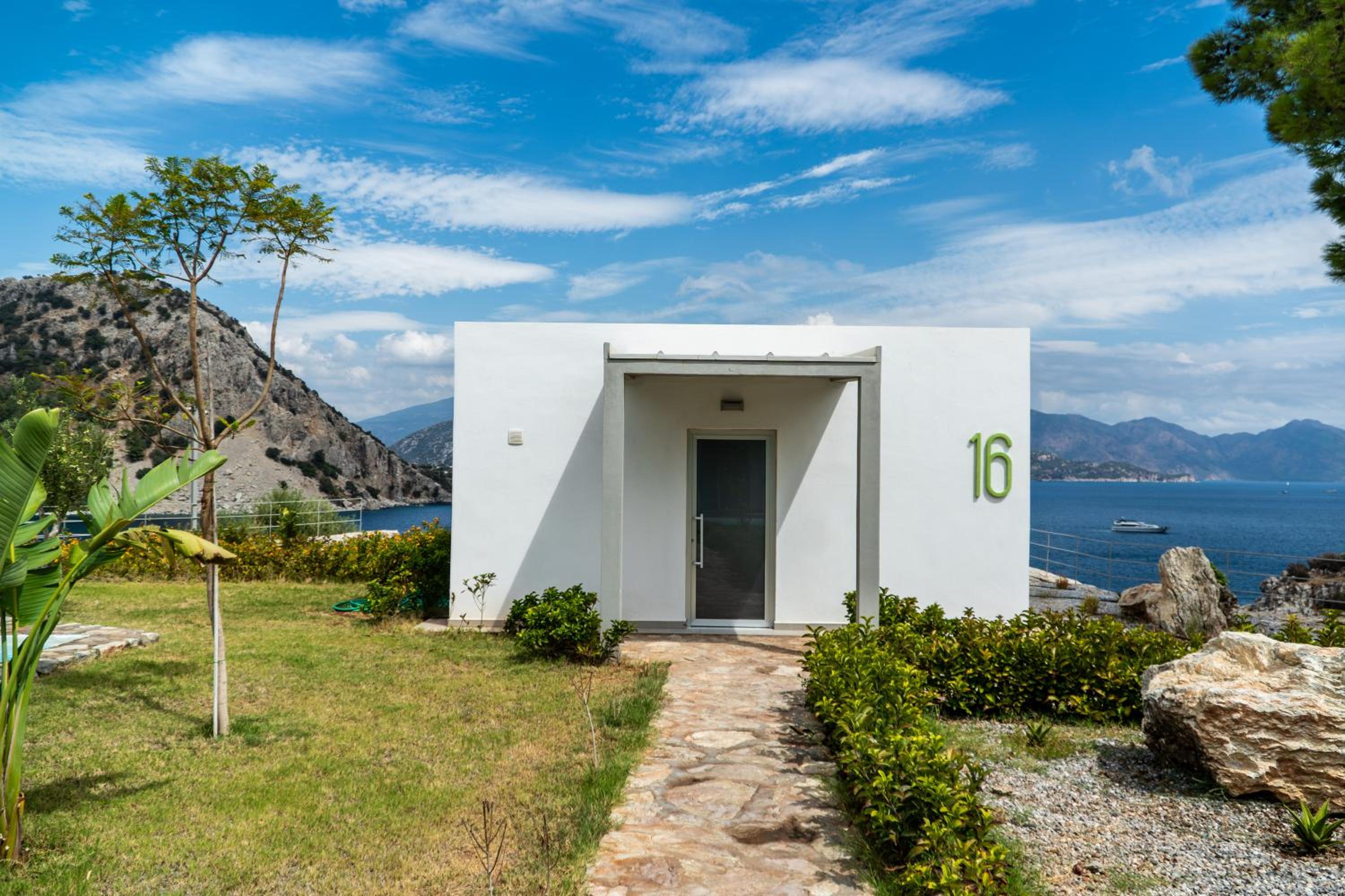 Z-Villas Beach Hotel - Image 104