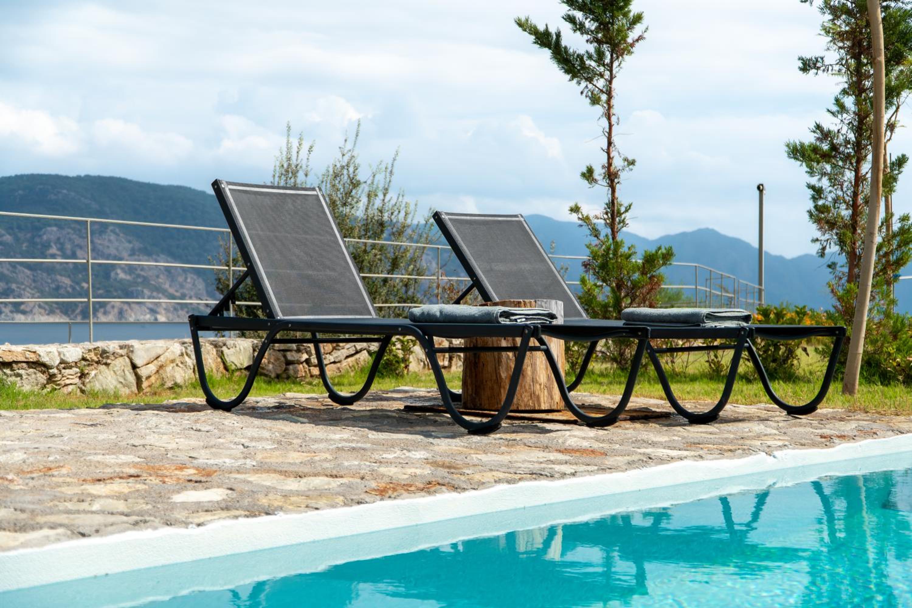 Z-Villas Beach Hotel - Image 125