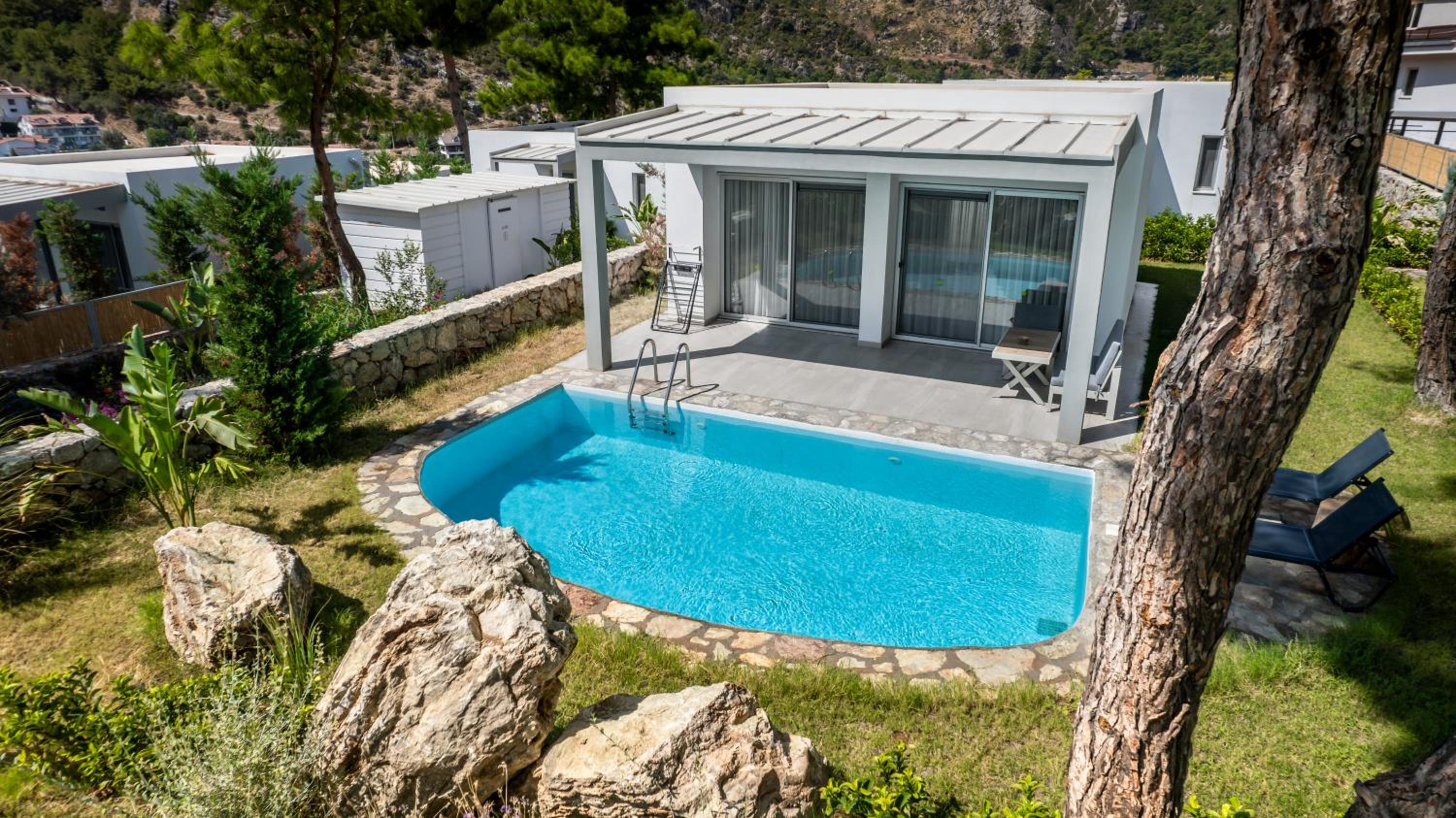 Z-Villas Beach Hotel - Image 128