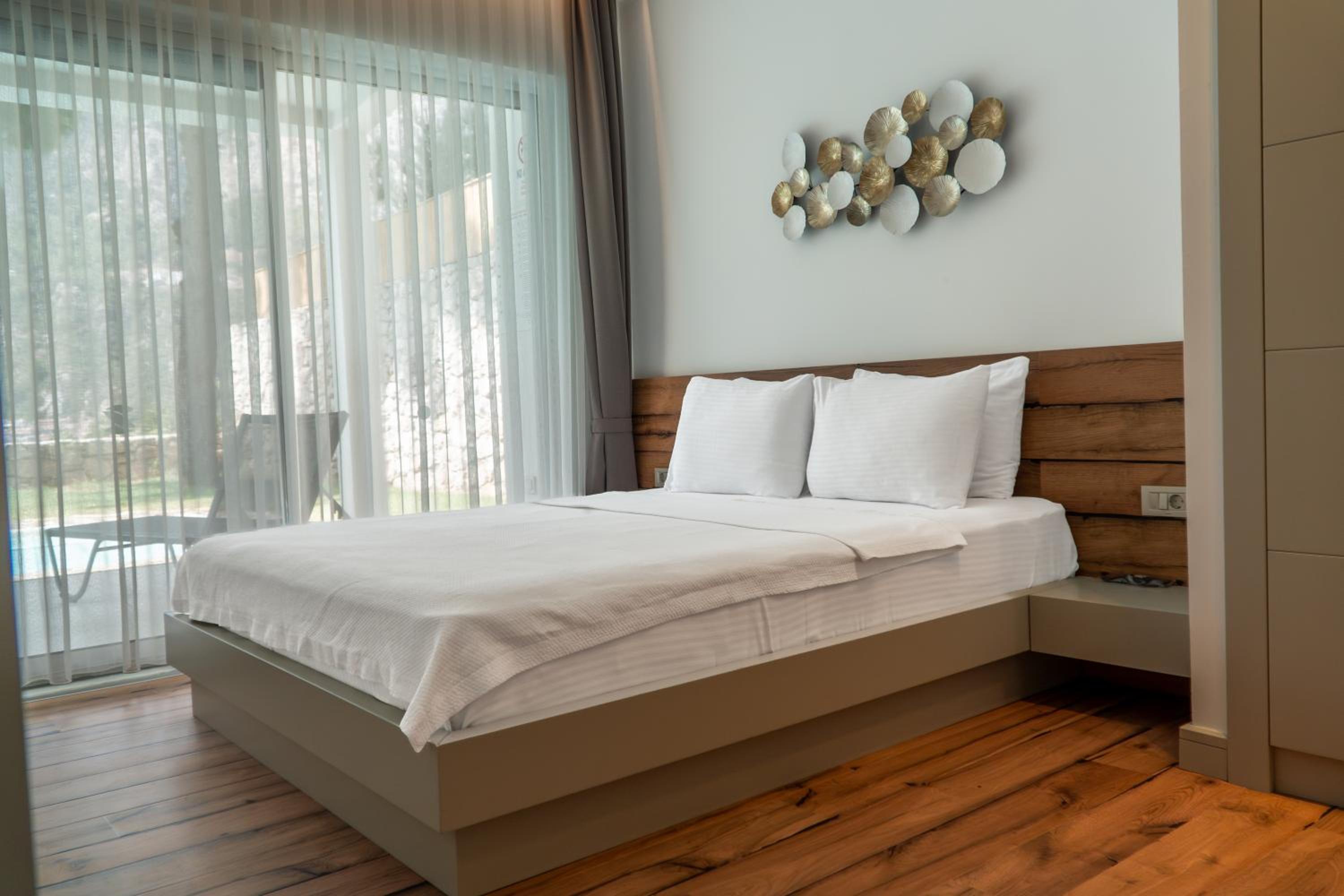 Z-Villas Beach Hotel - Image 78
