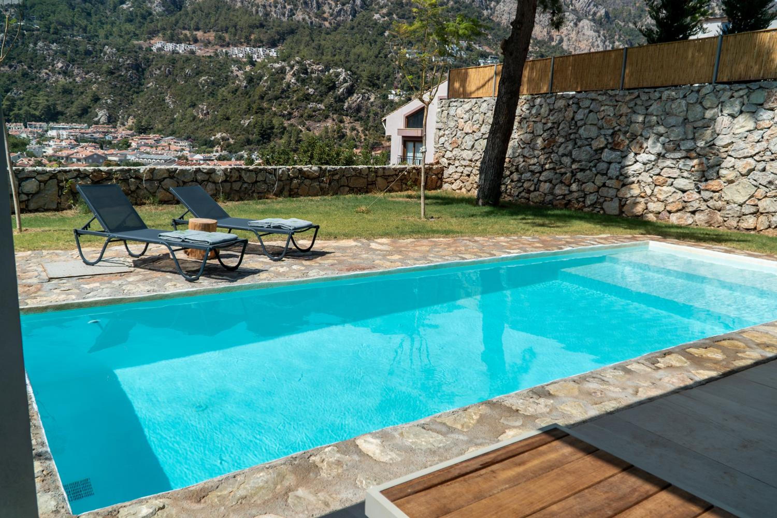 Z-Villas Beach Hotel - Image 121