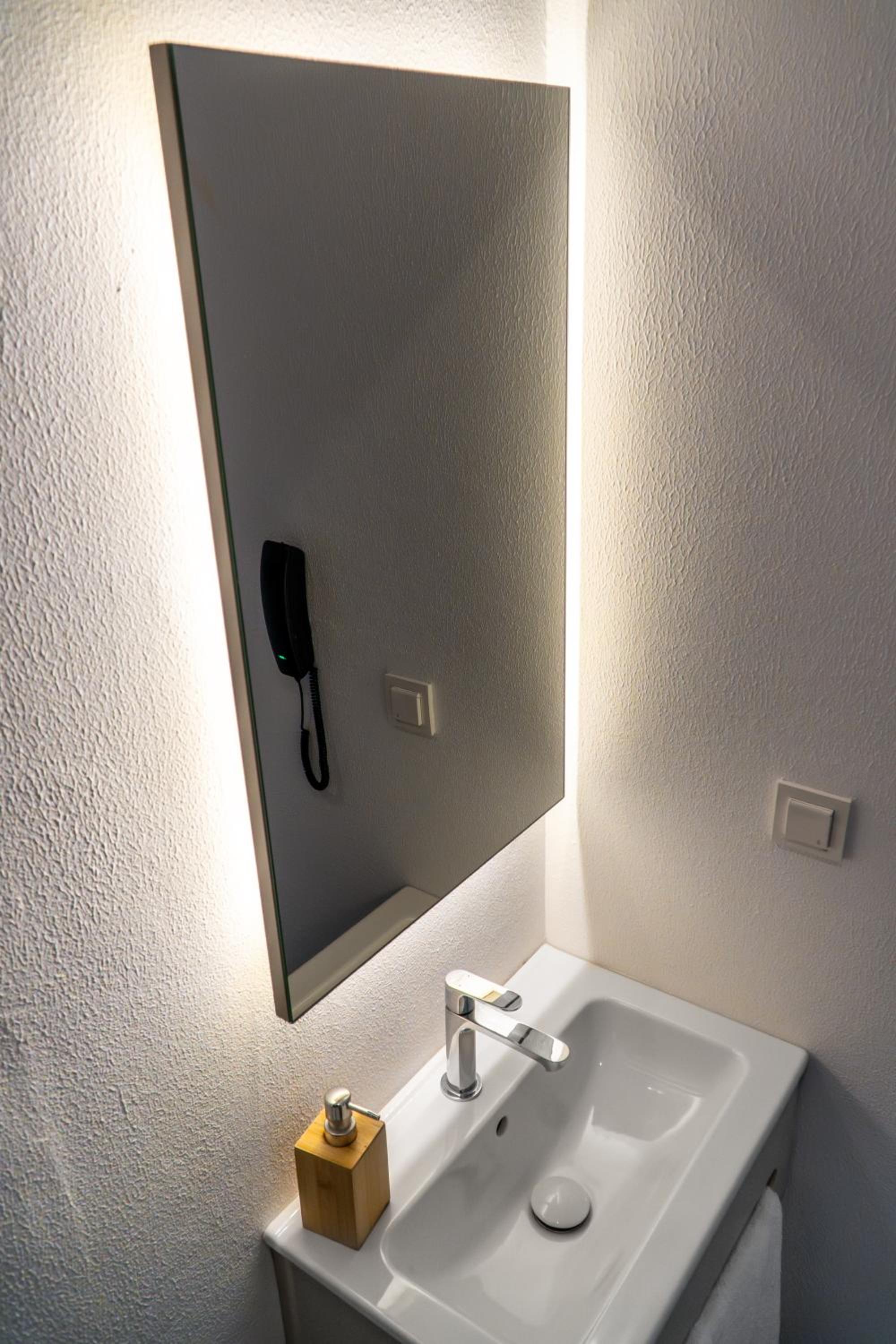 Z-Villas Beach Hotel - Image 69