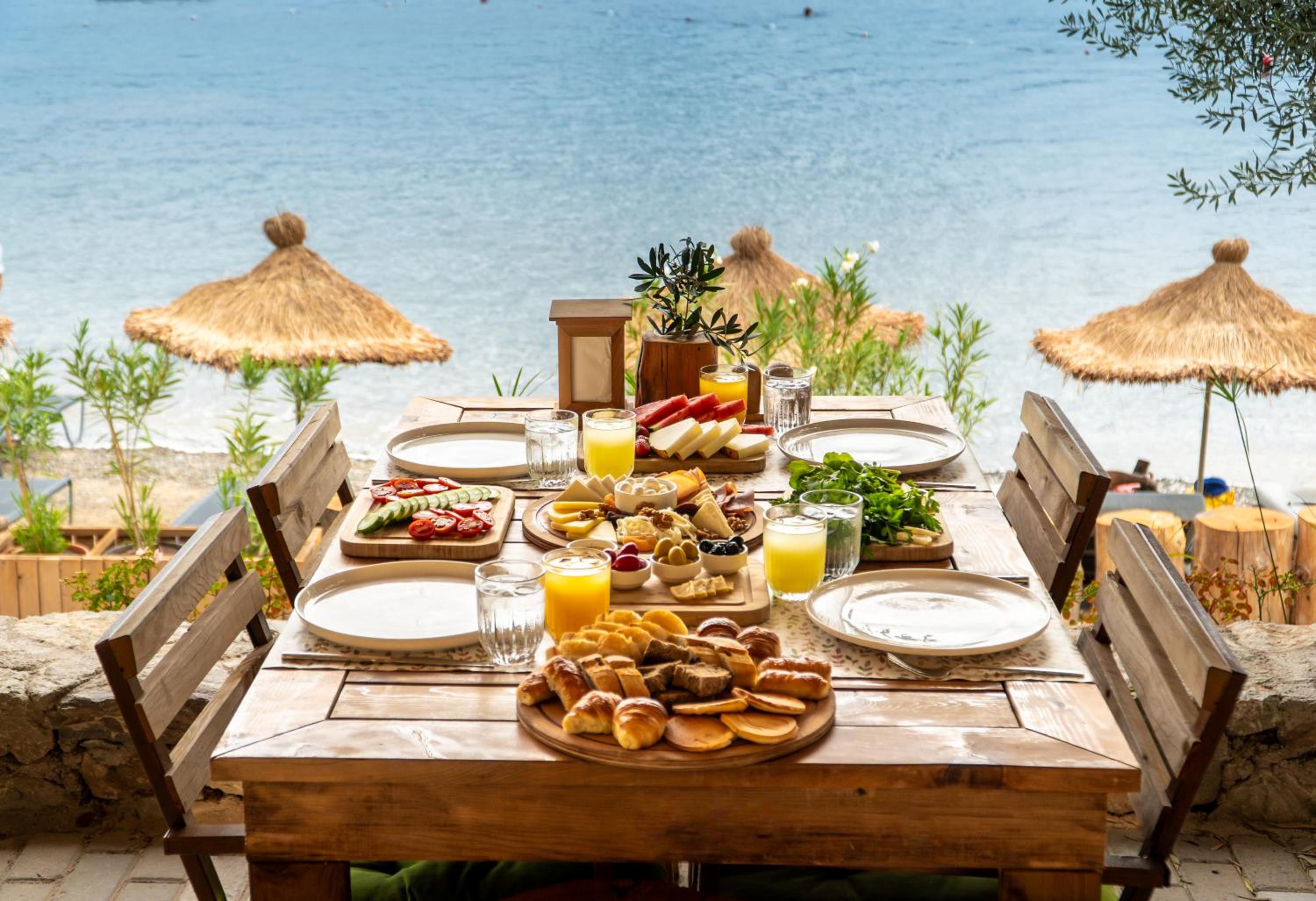 Z-Villas Beach Hotel - Image 27