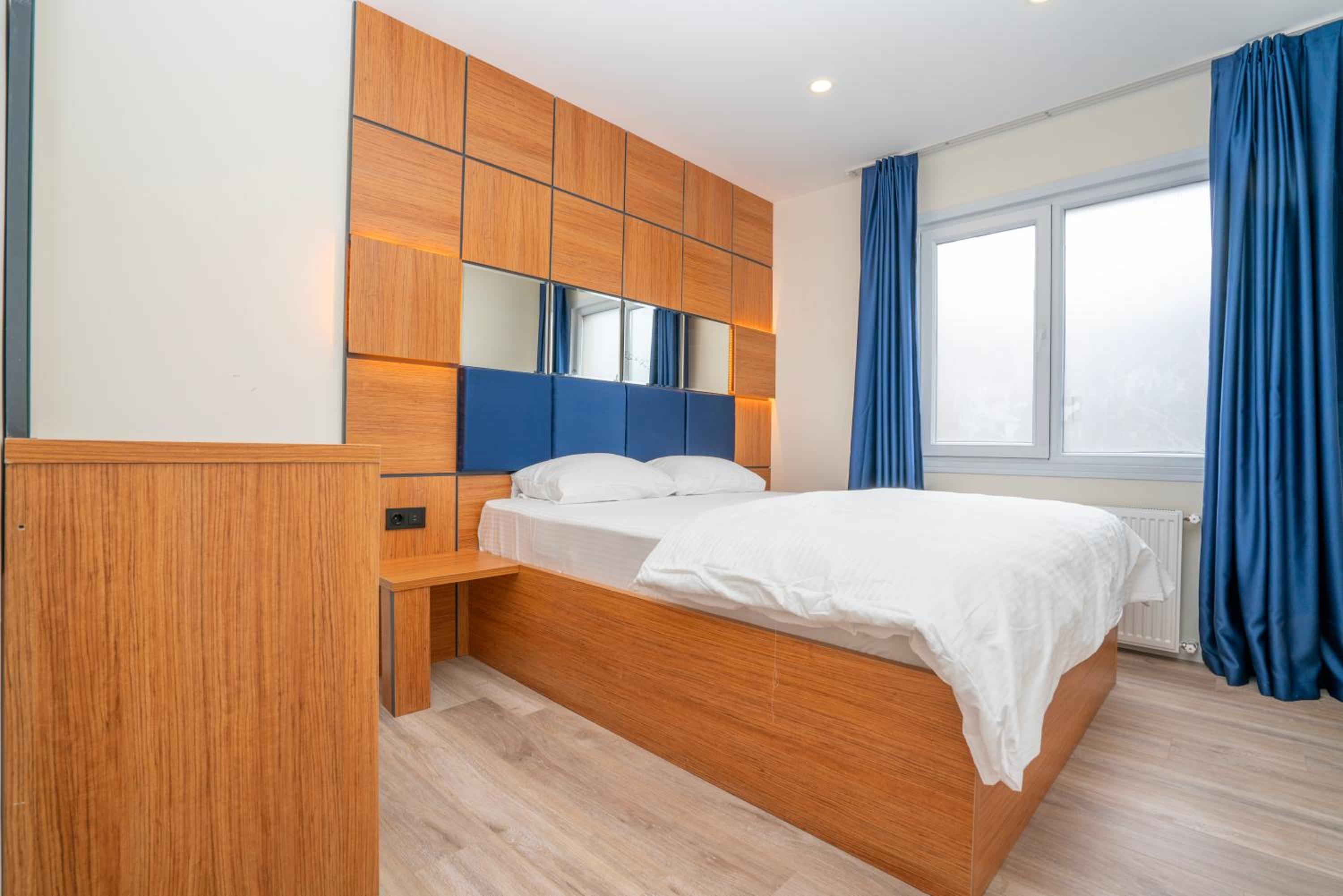Guest Suites - Image 13