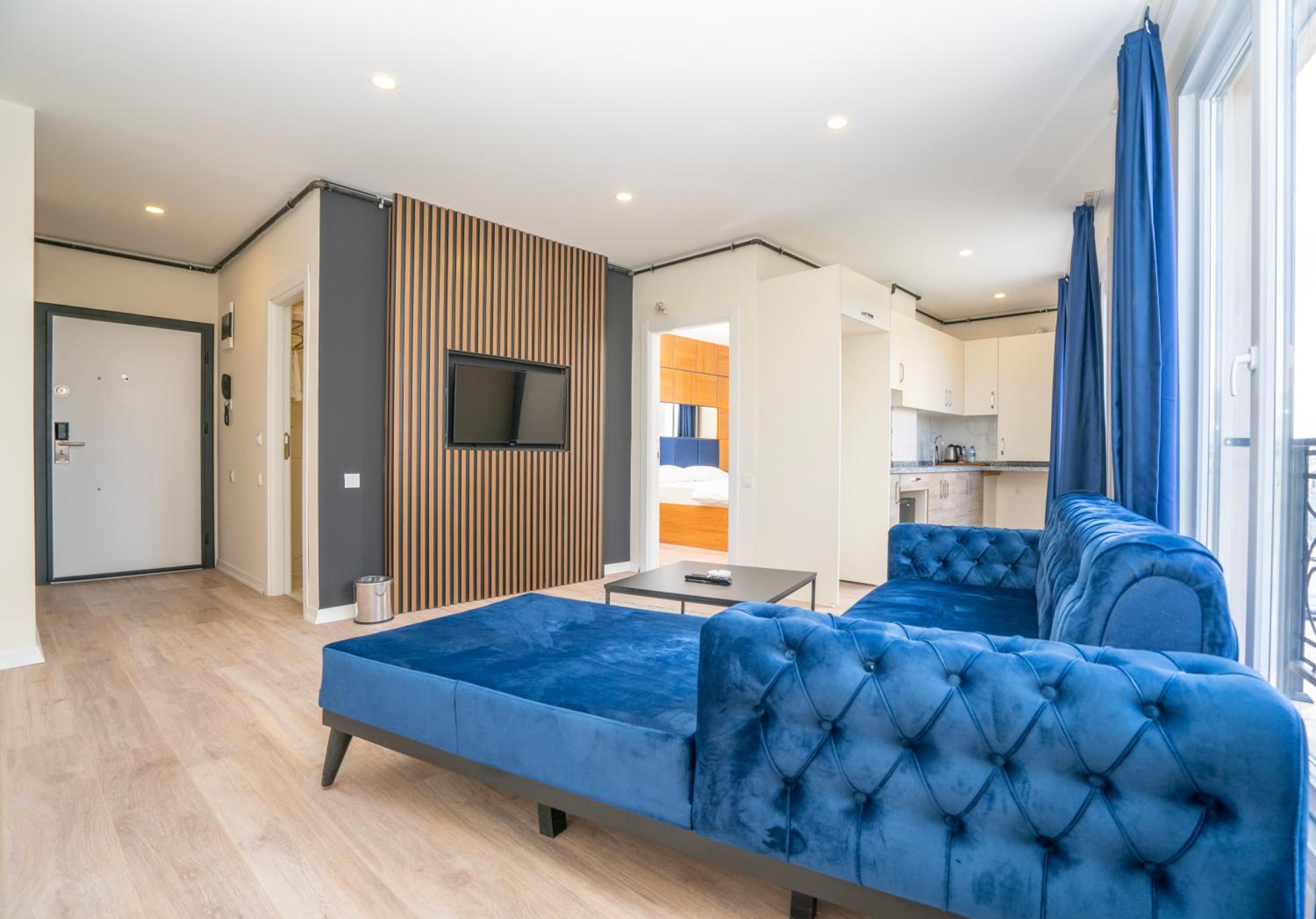 Guest Suites - Image 23
