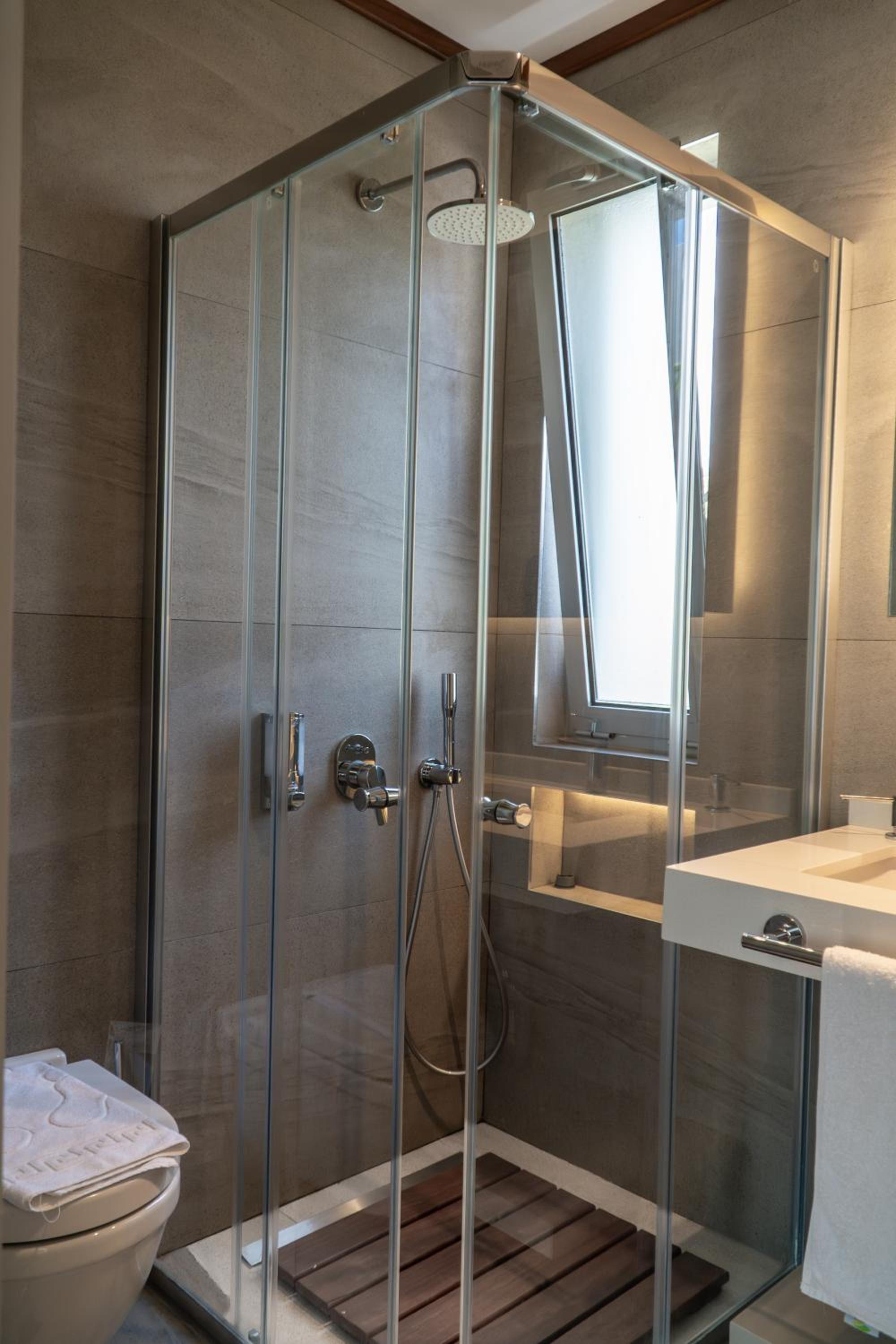 Z-Villas Beach Hotel - Image 130