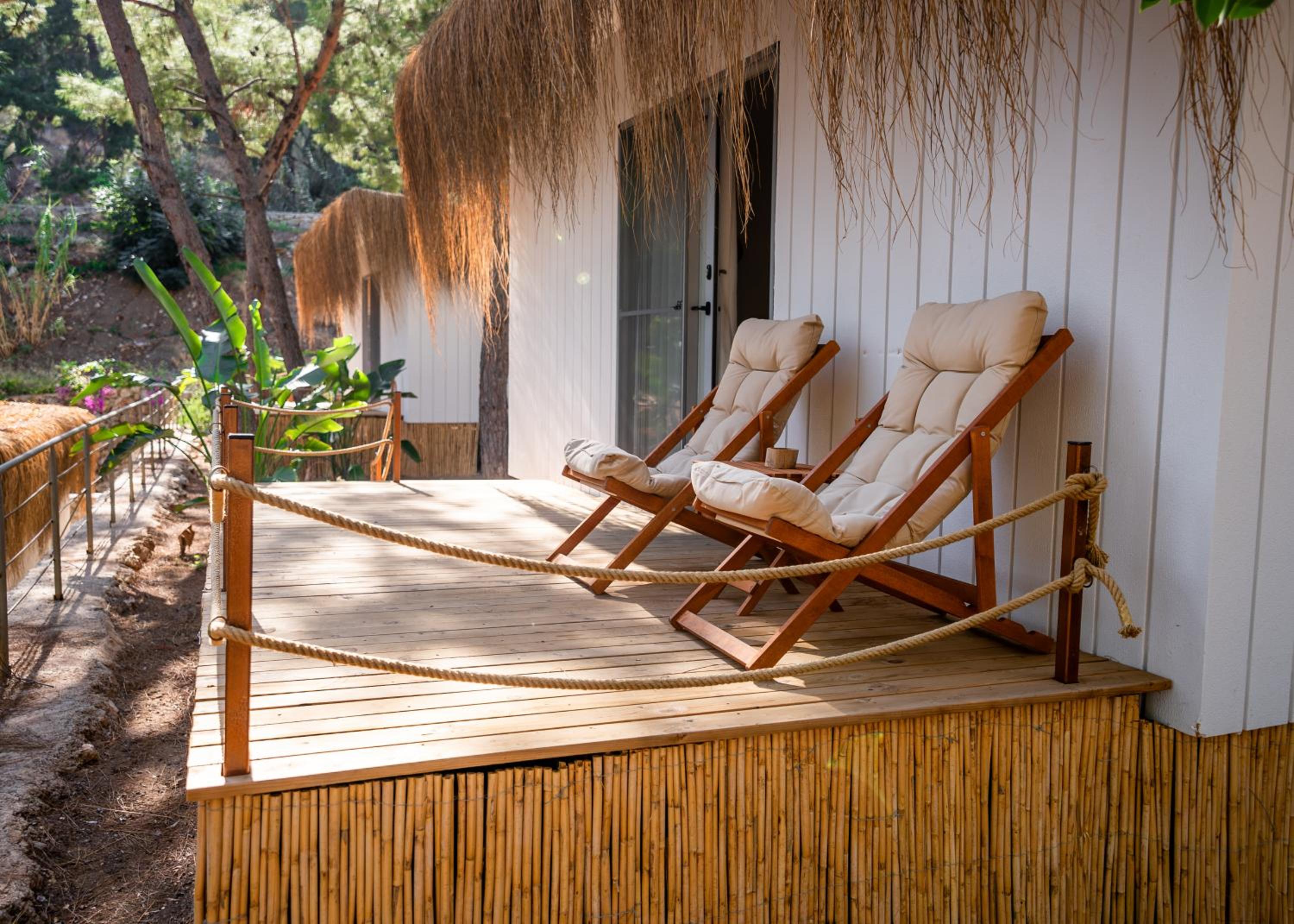Z-Villas Beach Hotel - Image 16