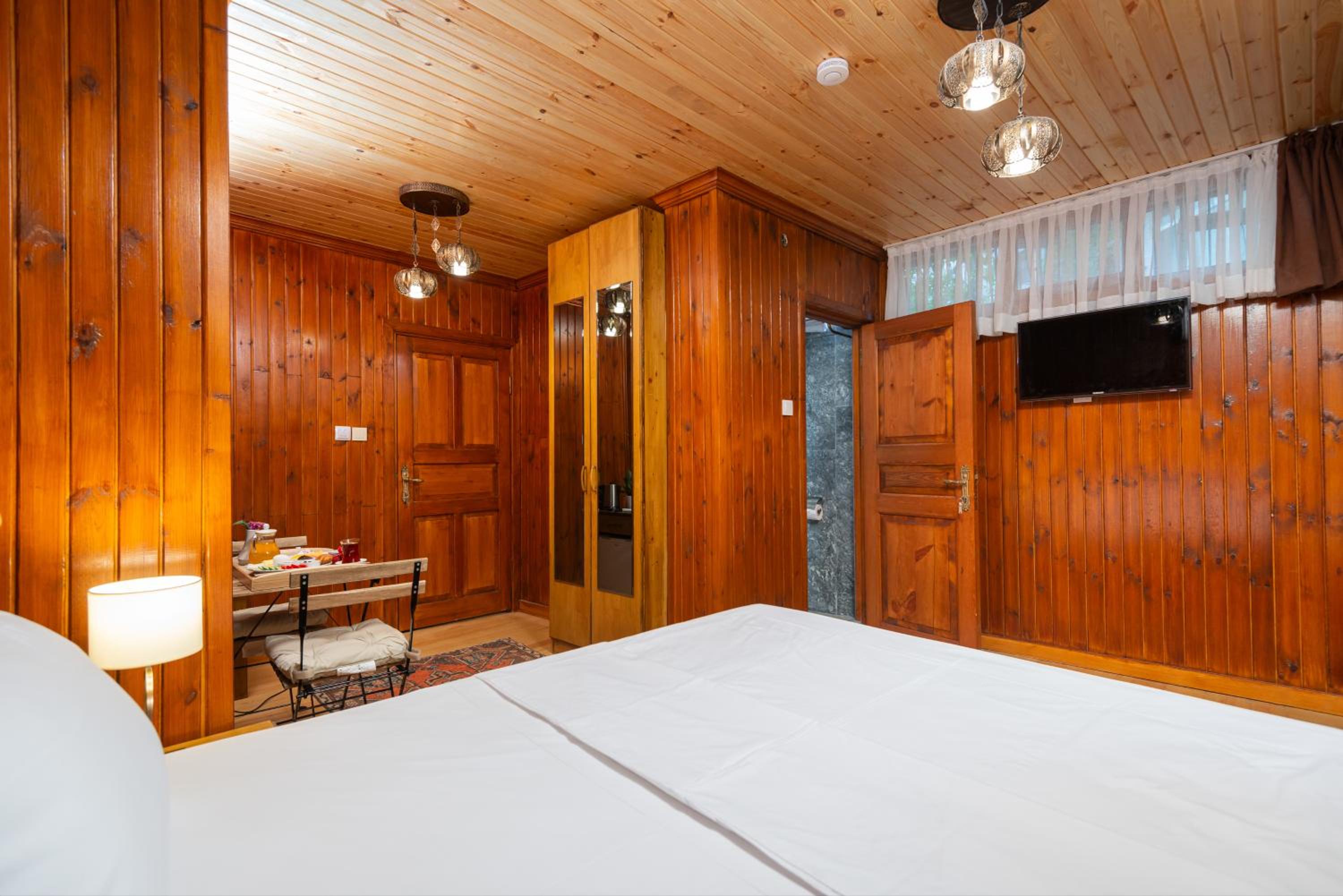 Wonder Wood Otel - Image 63