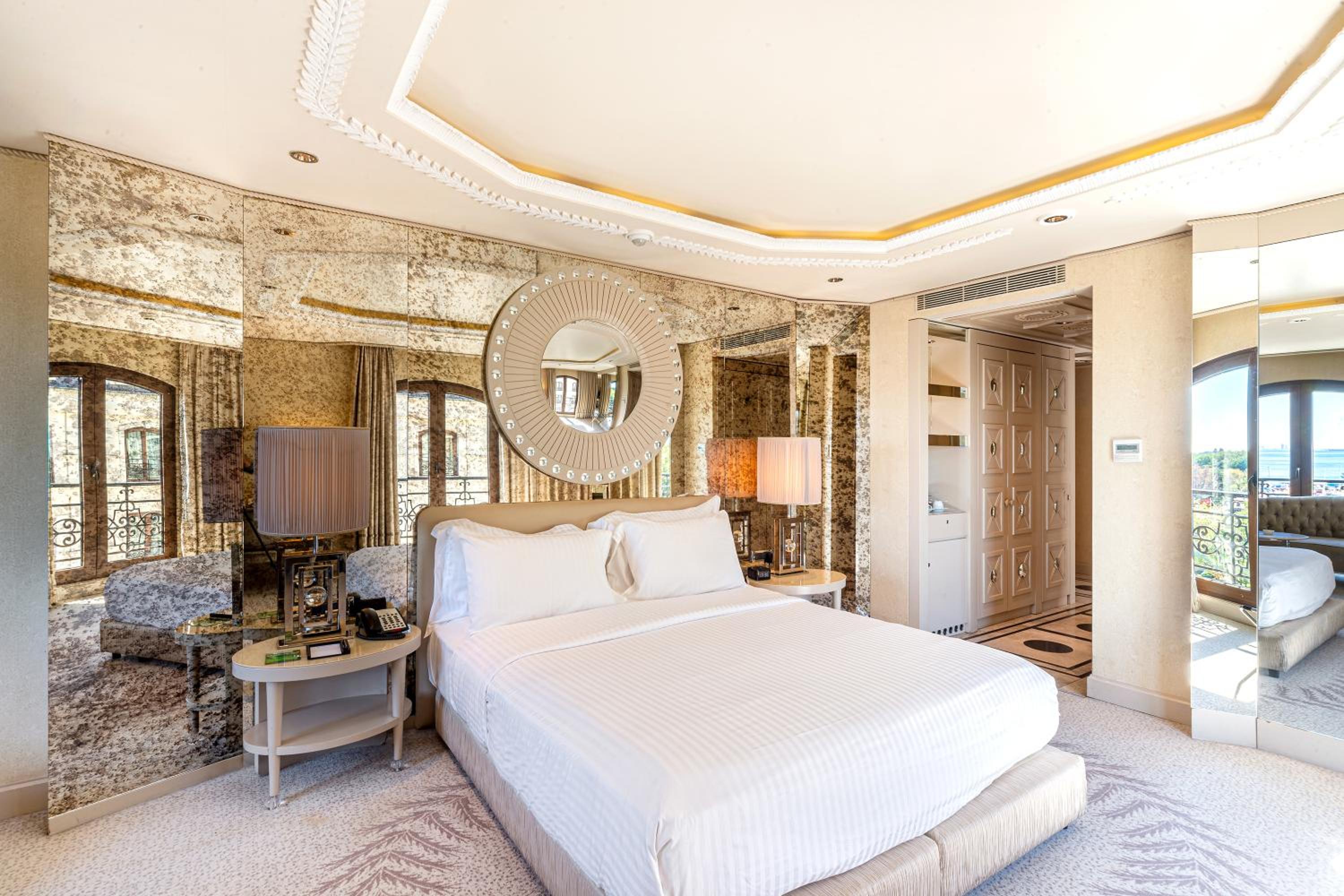 Wyndham Grand Istanbul Kalamış Marina Hotel - Image 151