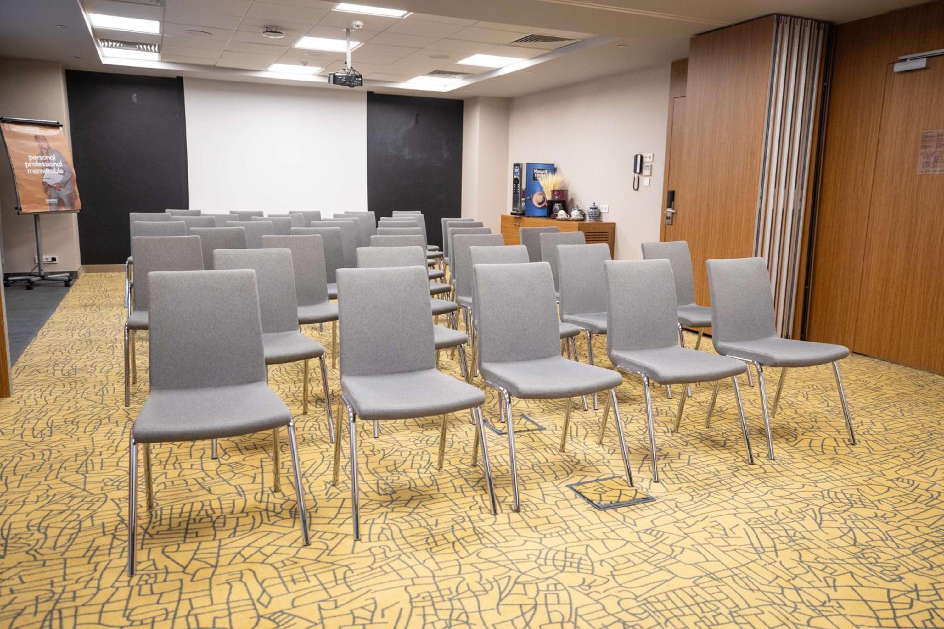 Park Inn by Radisson İstanbul Atasehir - Image 29