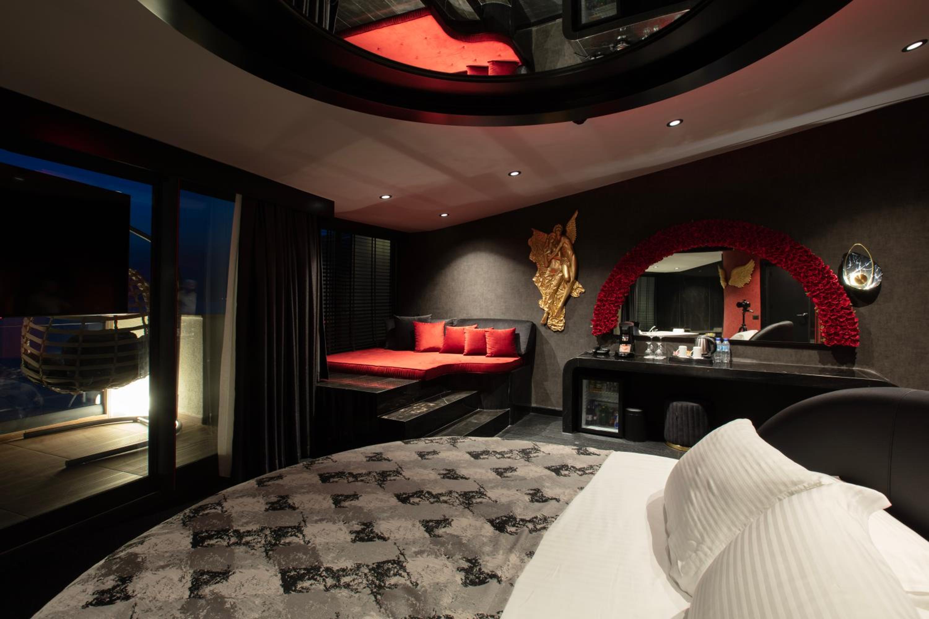 Charisma De Luxe Hotel - Image 125