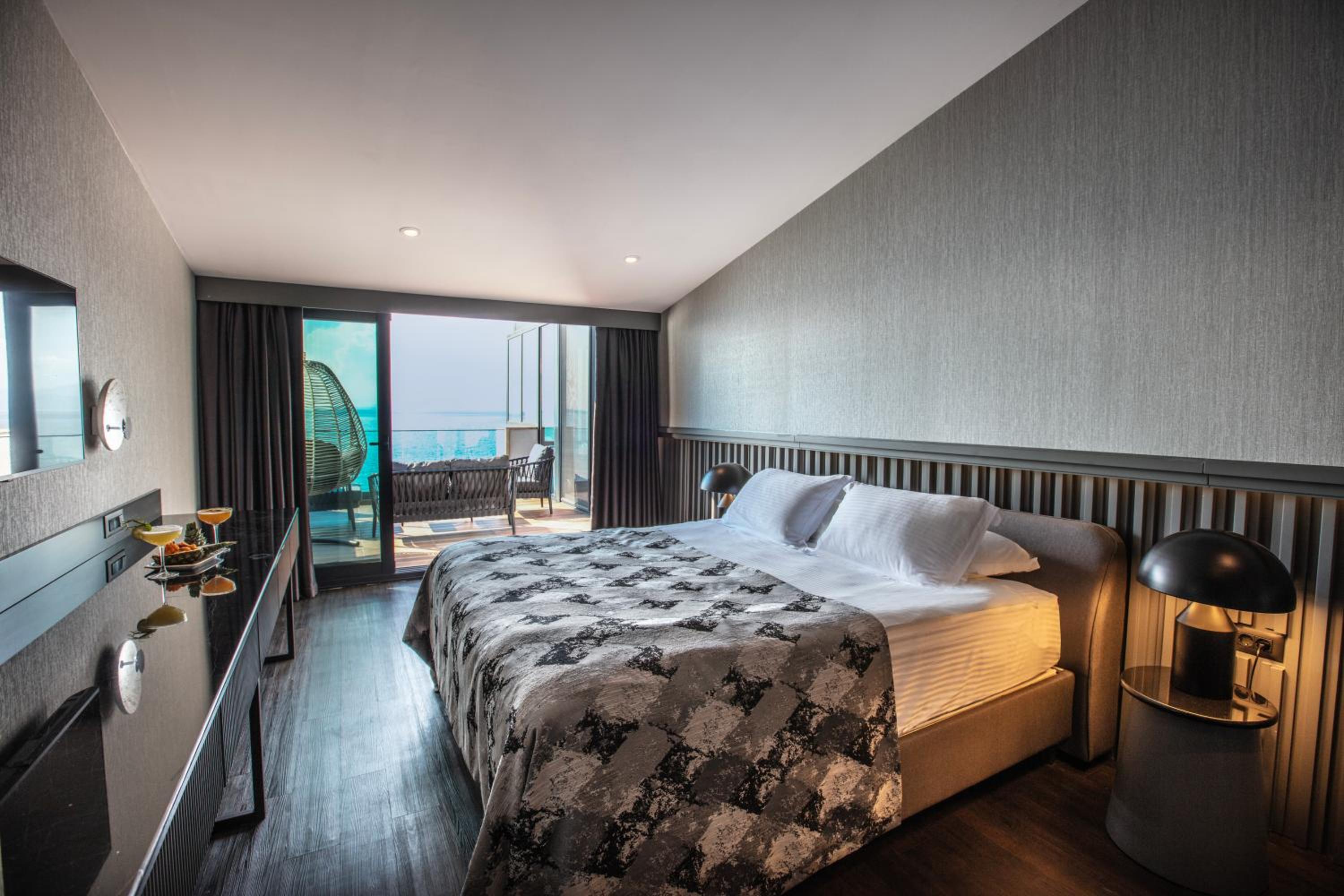 Charisma De Luxe Hotel - Image 123