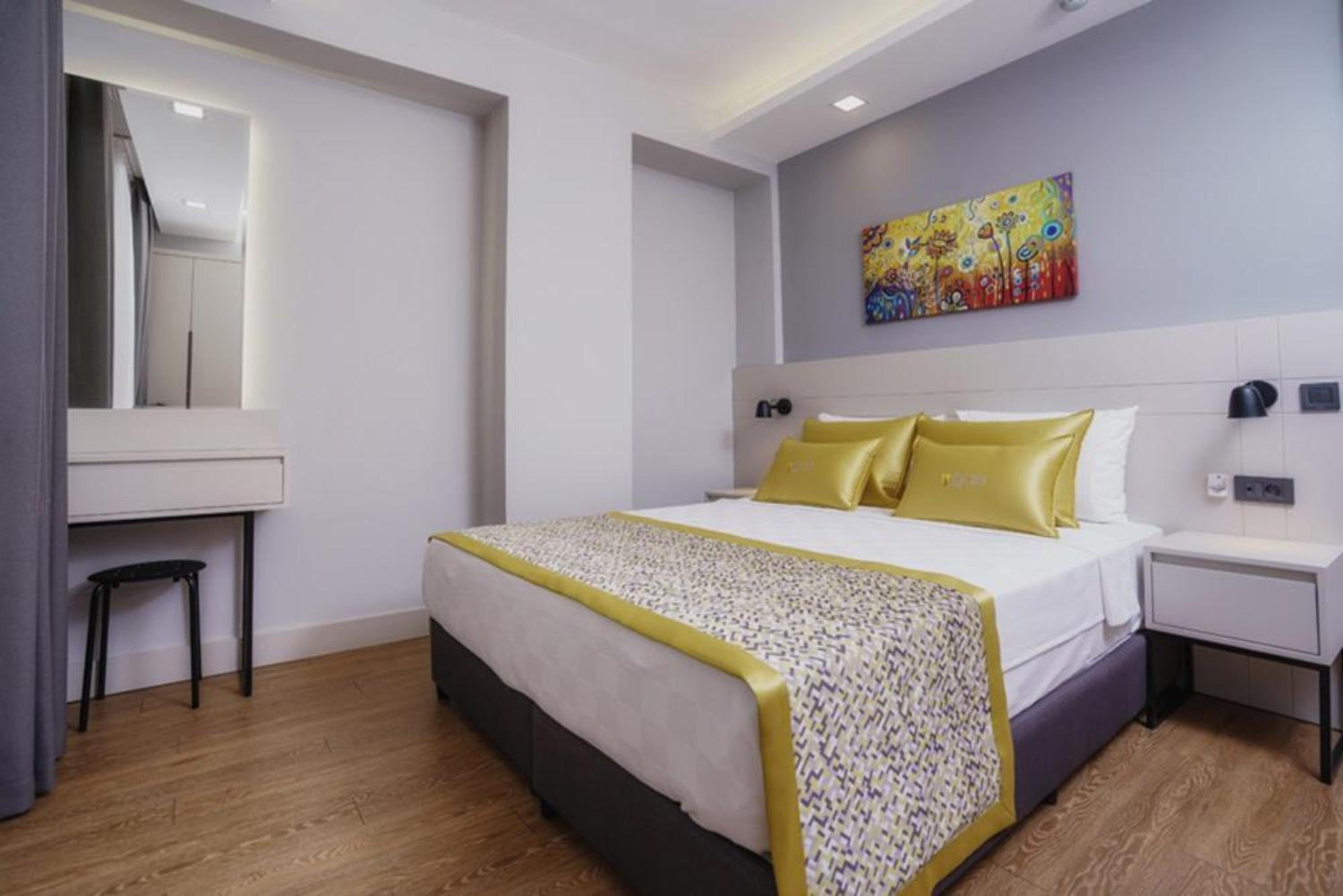 Stile Suite Family Hotel - Image 57