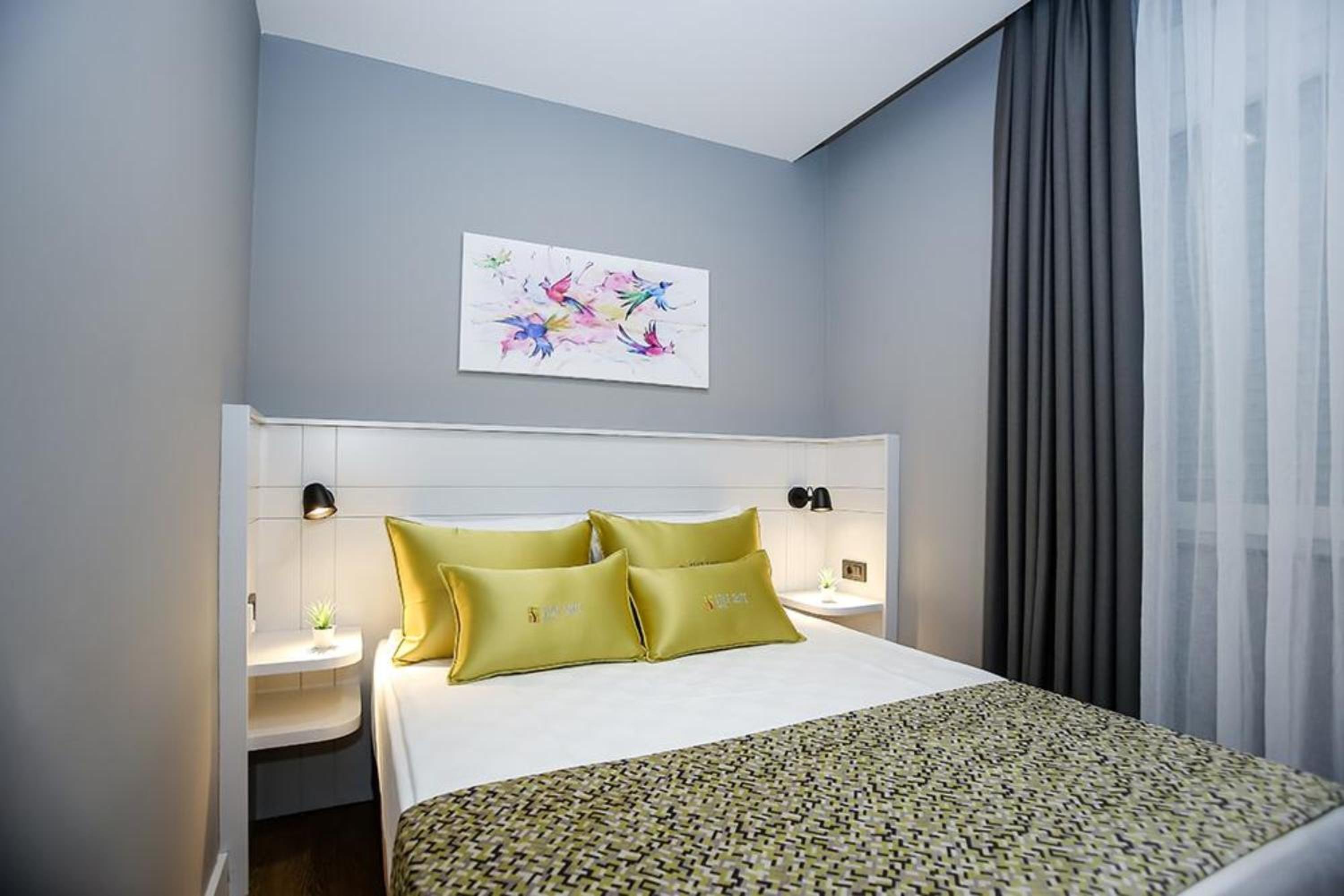 Stile Suite Family Hotel - Image 19
