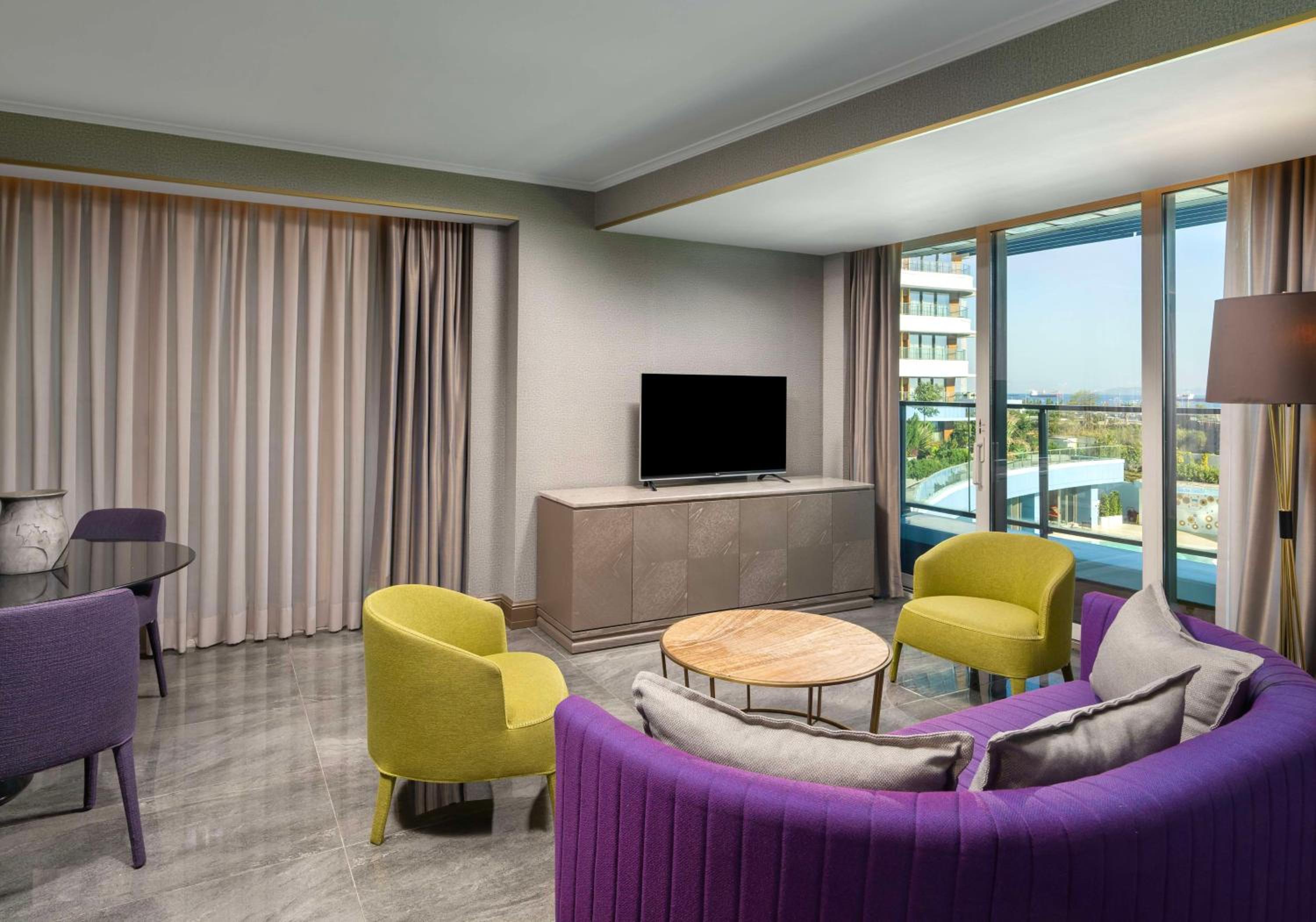 Radisson Blu Otel İstanbul Ottomare - Image 45